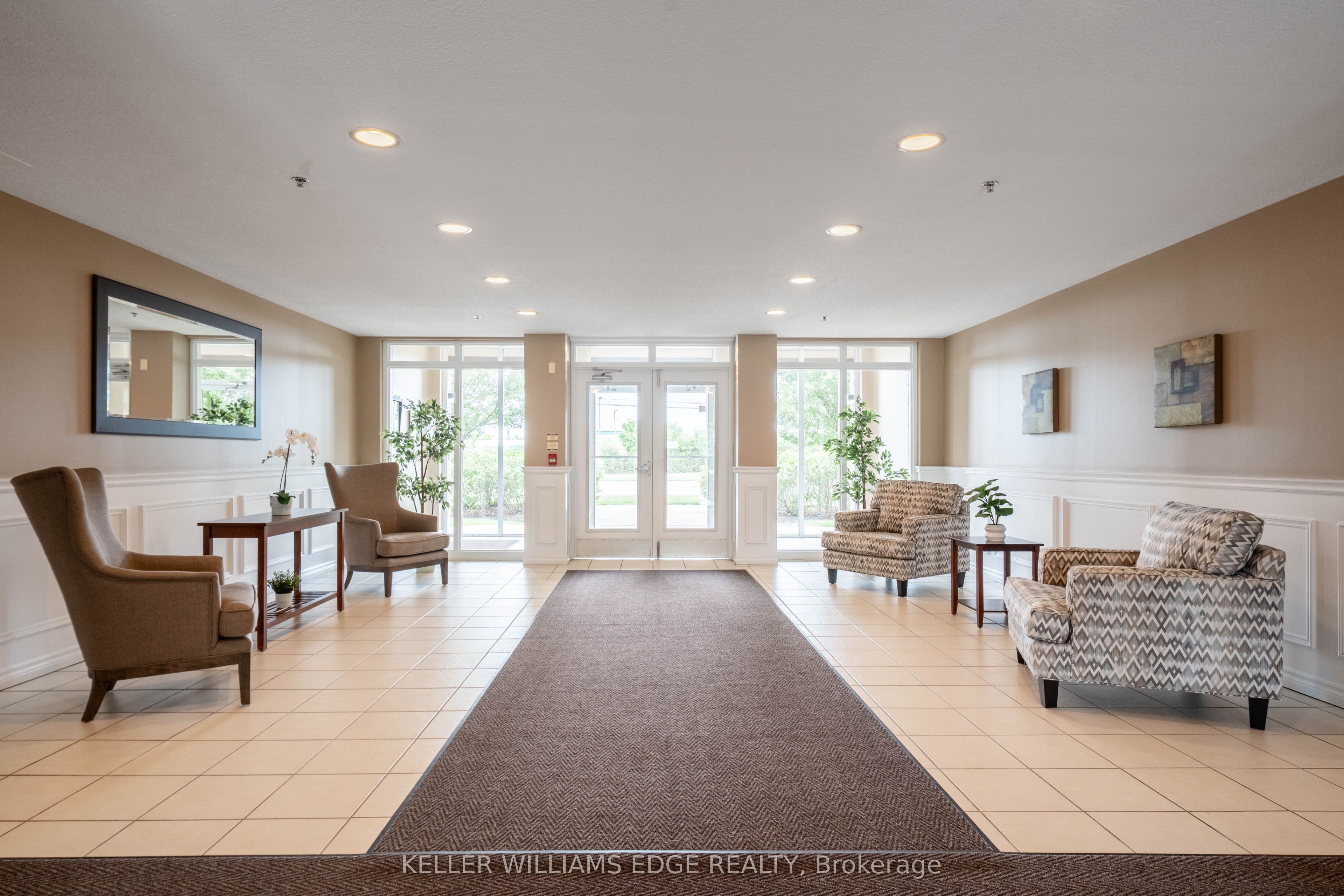 4450 Fairview Street 304 Property Photo 2