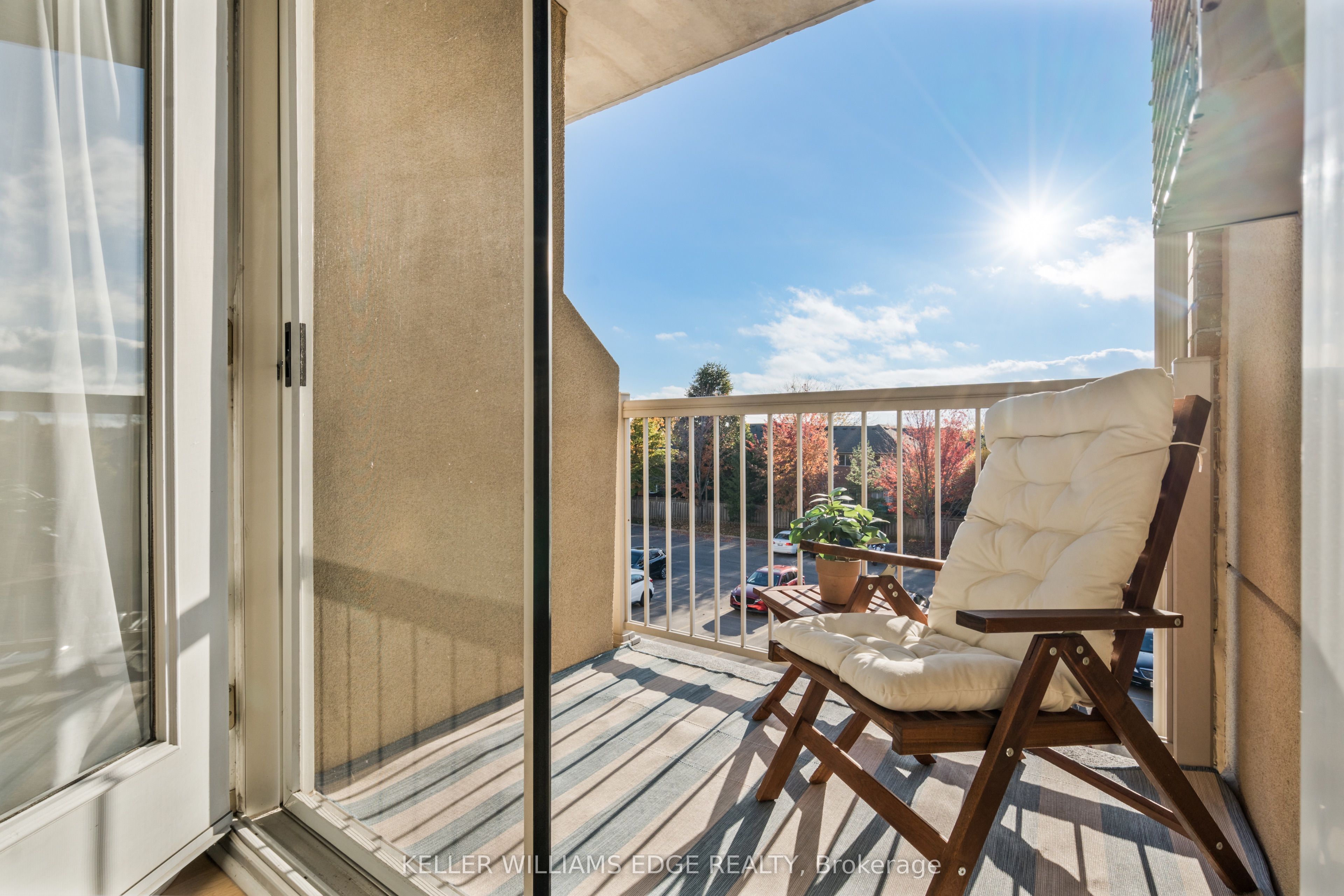 4450 Fairview Street 304 Property Photo 22