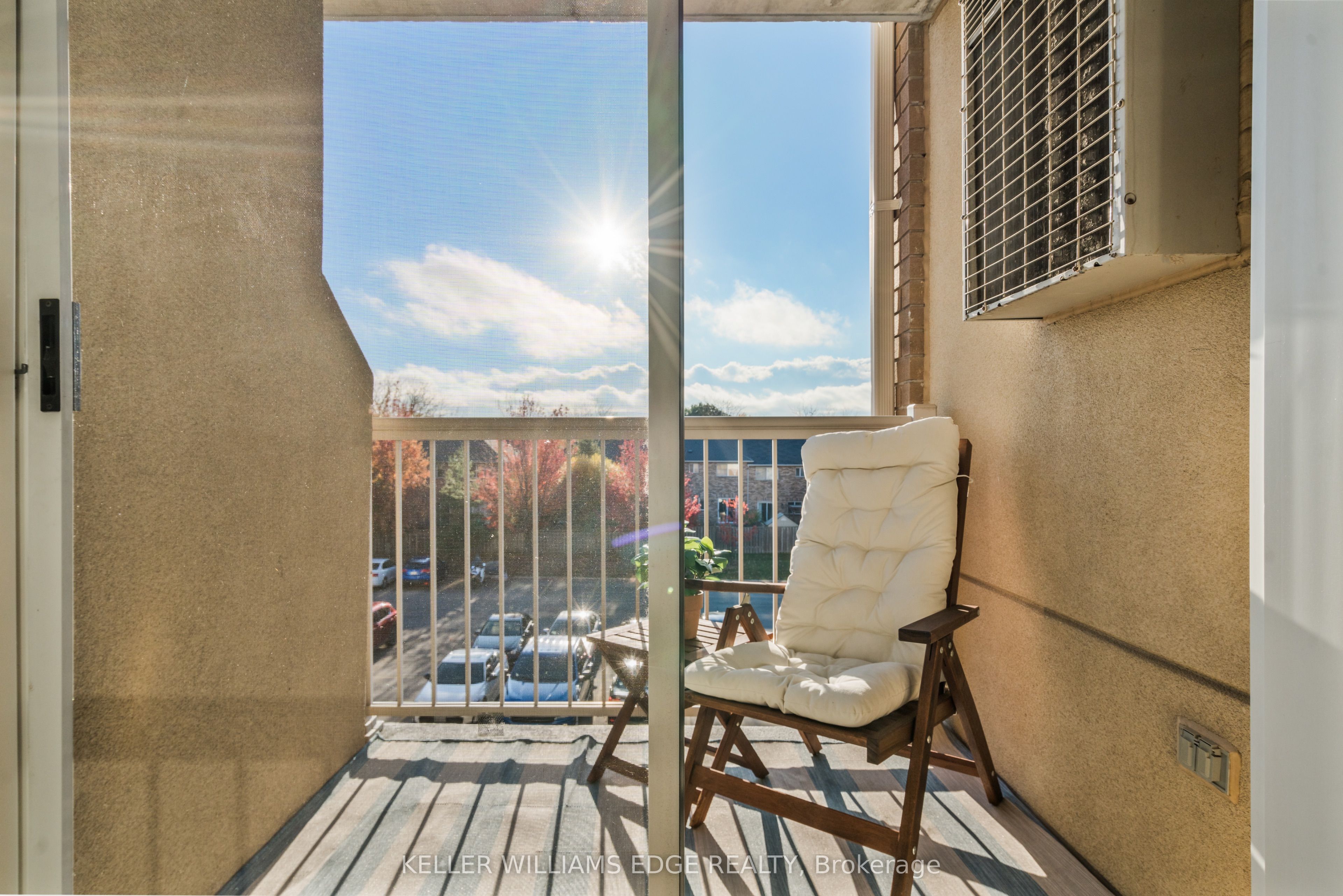 4450 Fairview Street 304 Property Photo 23