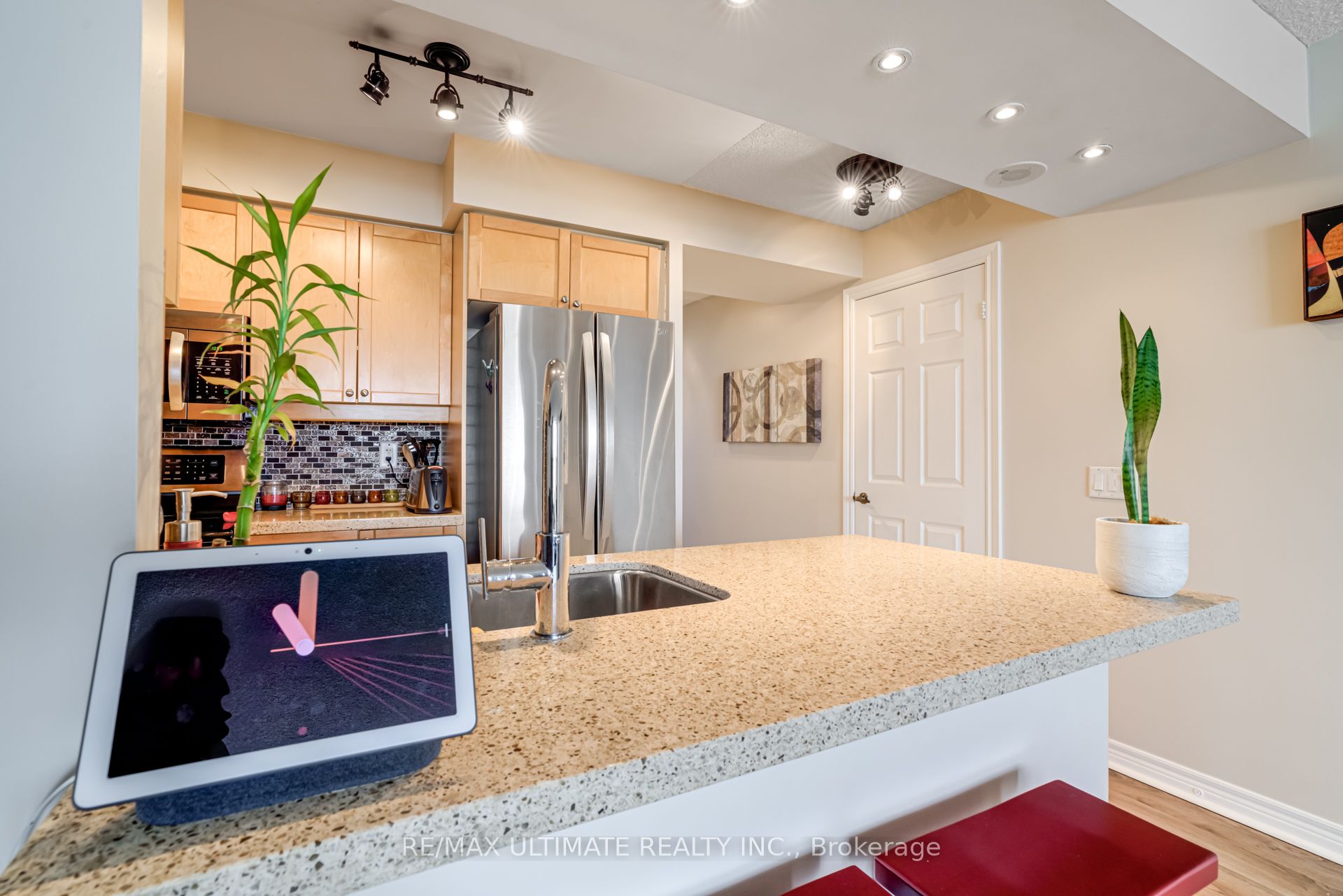 710 Humberwood Boulevard 2202 Property Photo 10