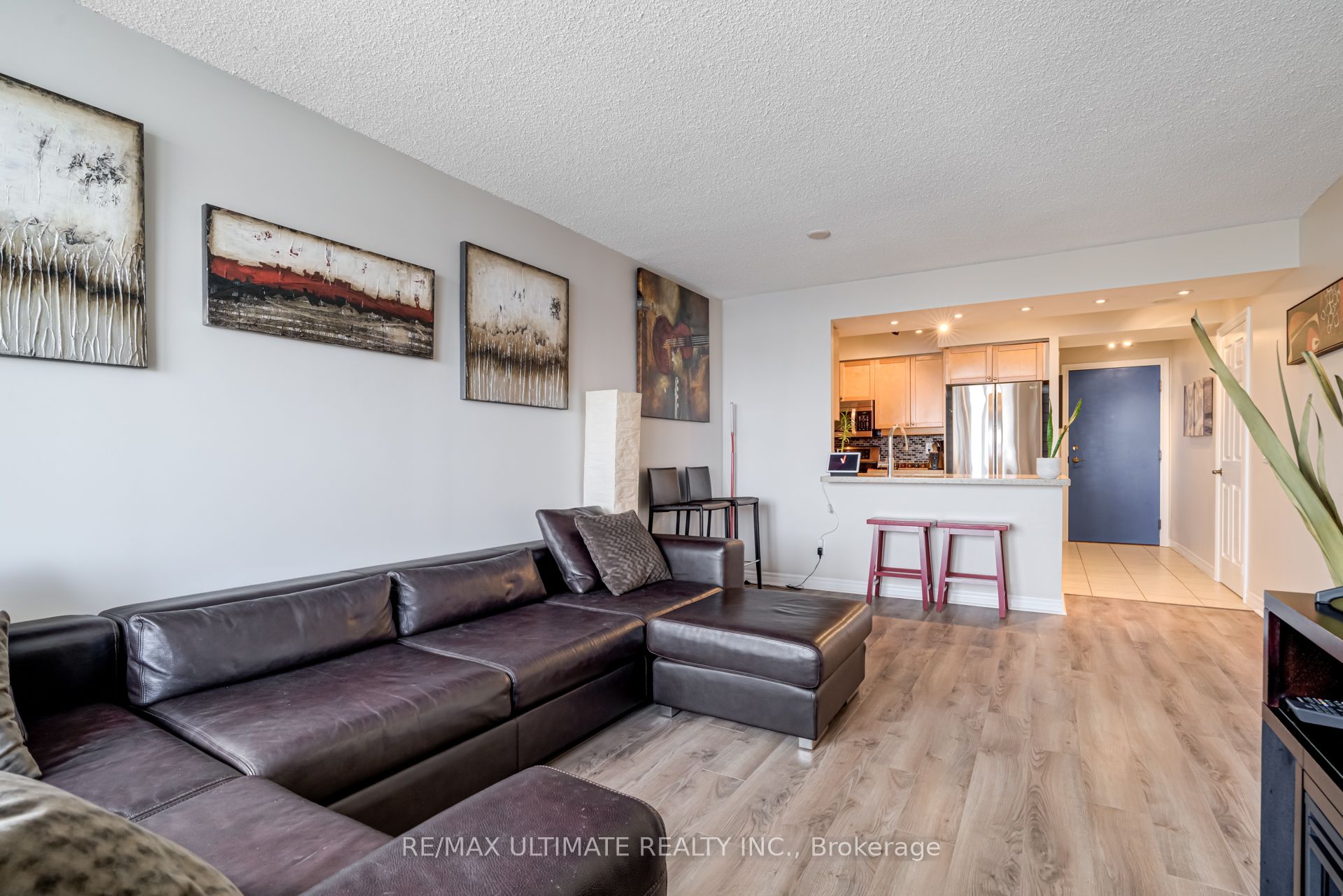 710 Humberwood Boulevard 2202 Property Photo 12