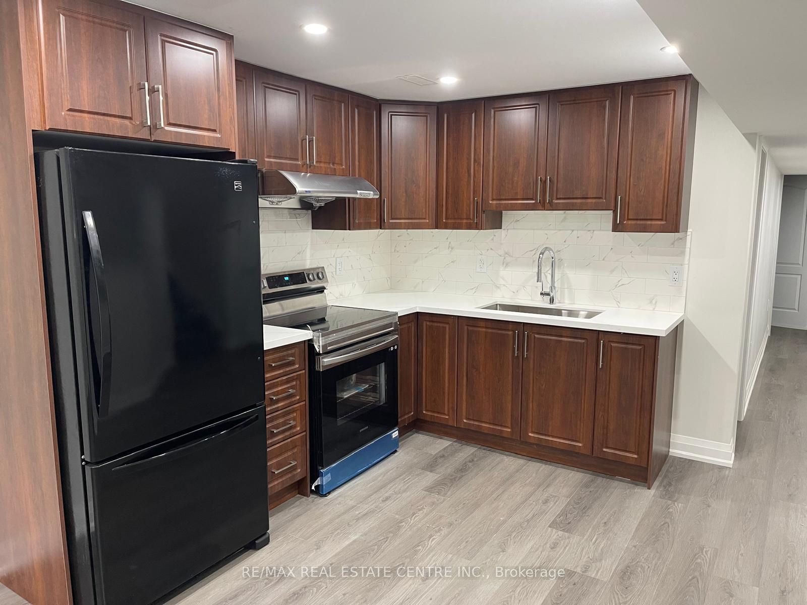 3727 Althorpe Circle Property Photo 8