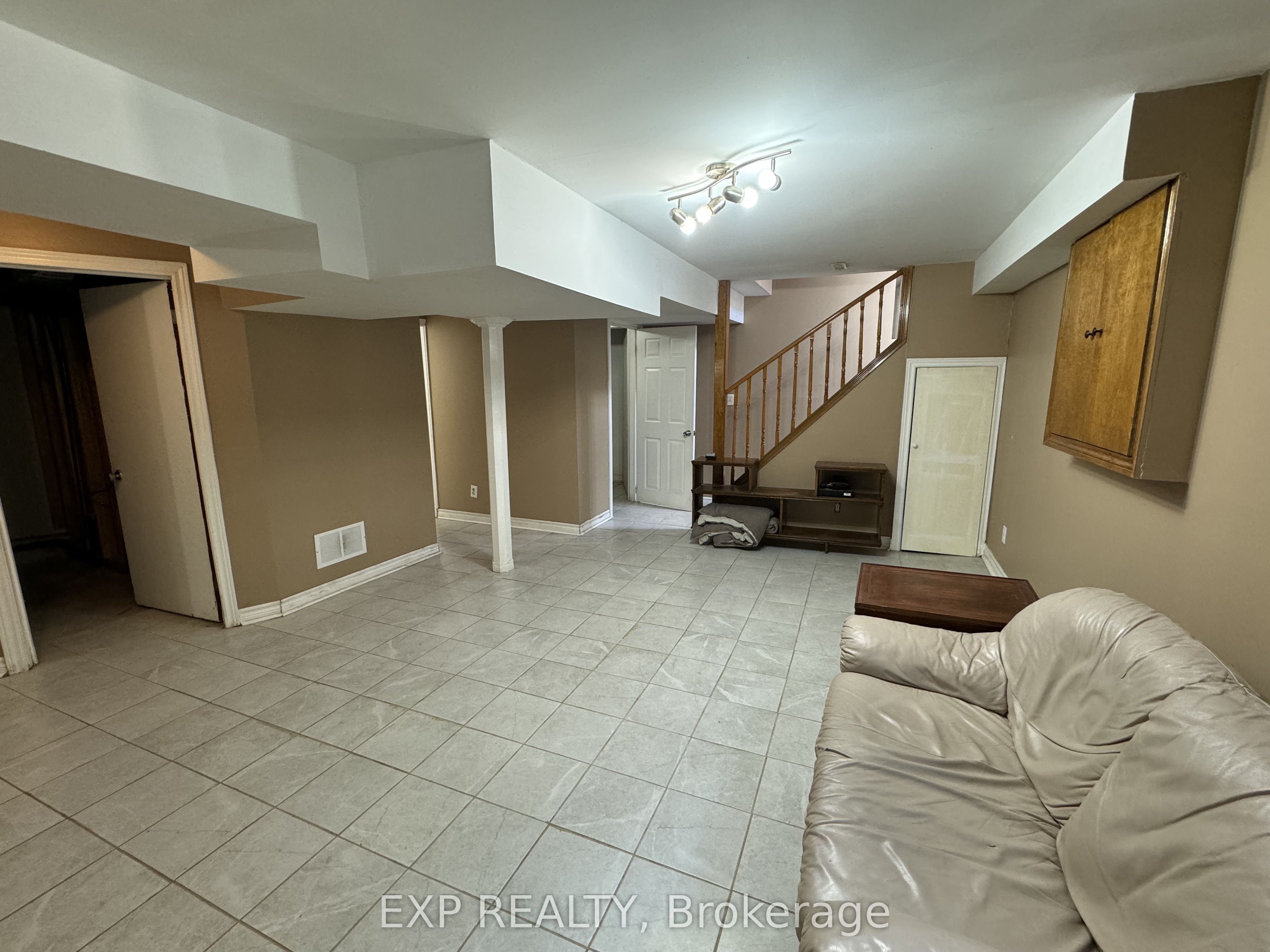 3690 Ellengale Drive Property Photo 2