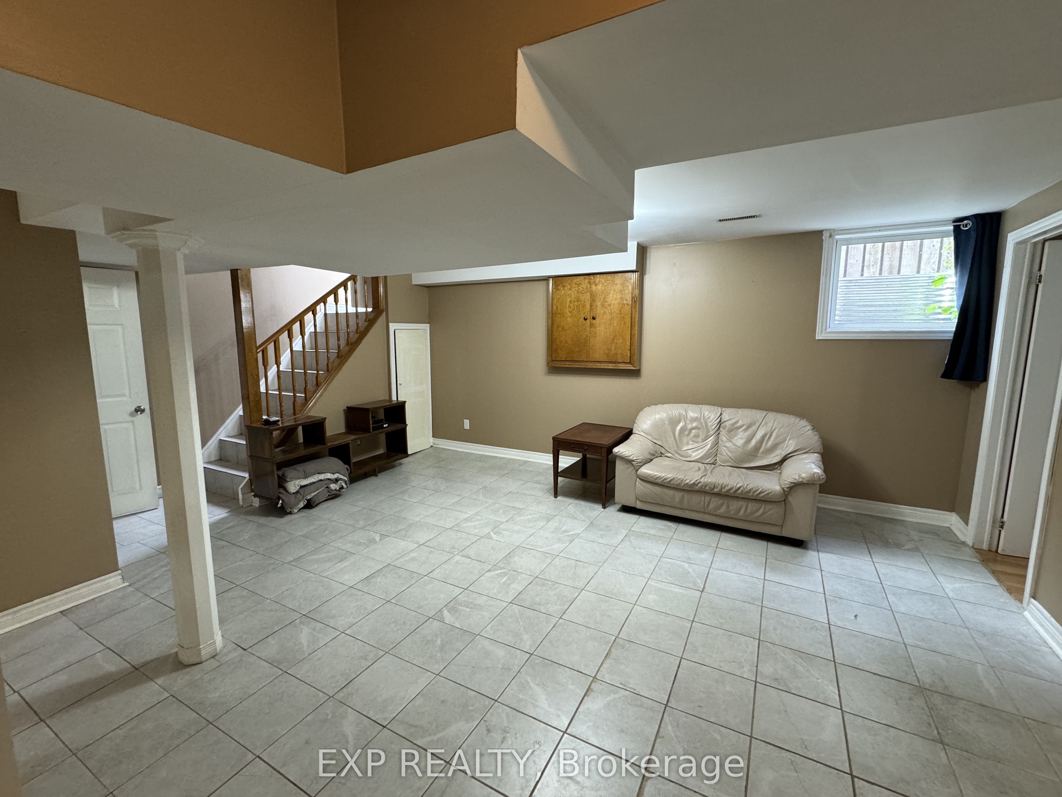 3690 Ellengale Drive Property Photo 4