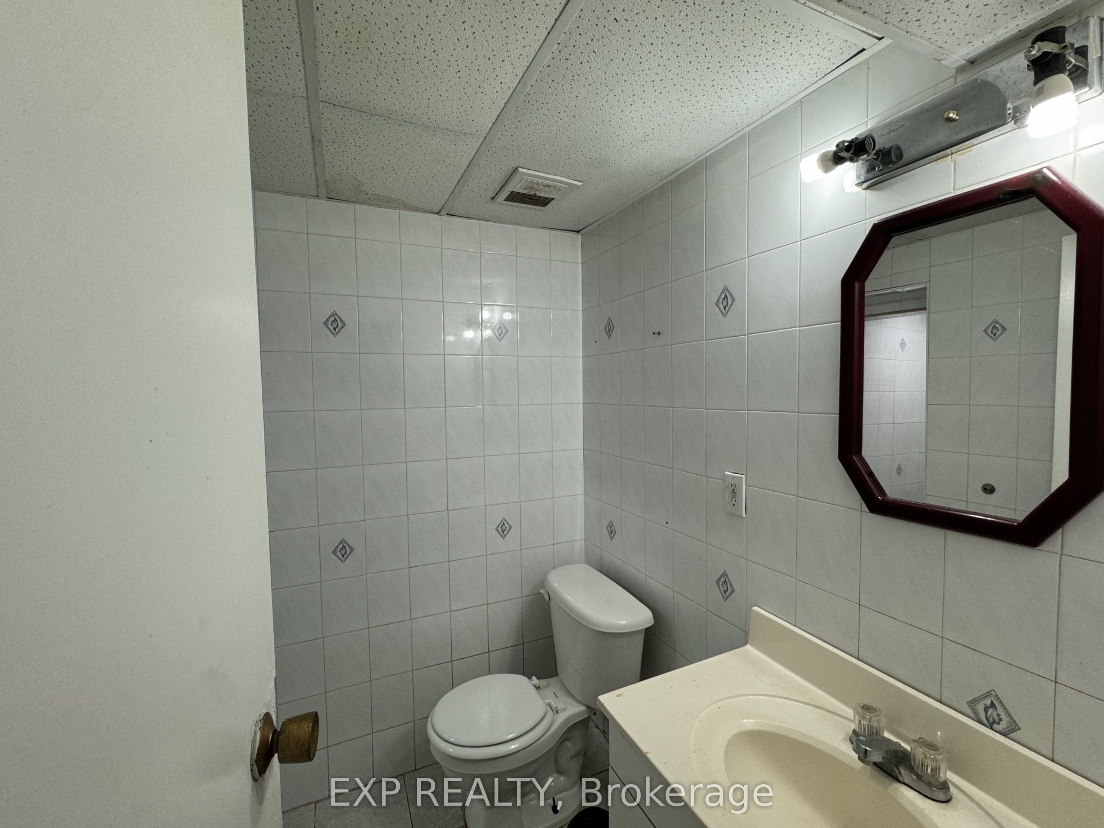 3690 Ellengale Drive Property Photo 6