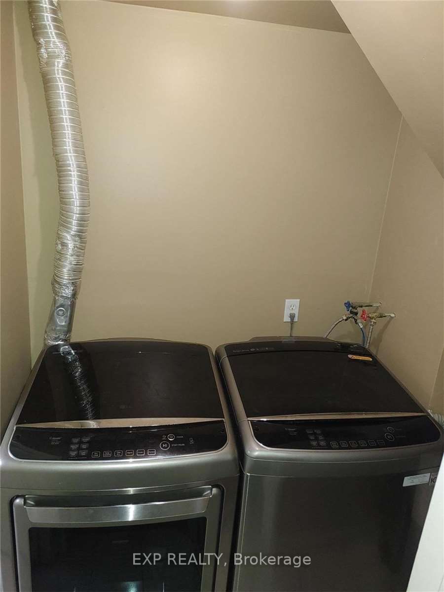 3690 Ellengale Drive Property Photo 7