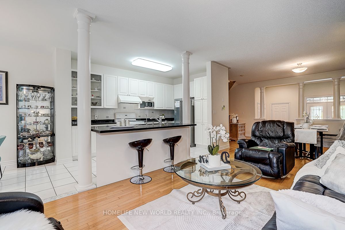 2305 Woodfield Road Property Photo 14