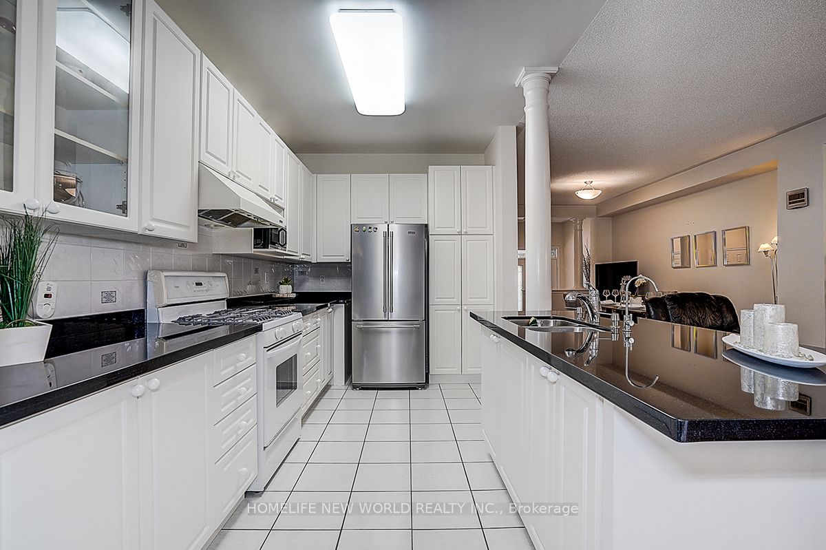 2305 Woodfield Road Property Photo 17