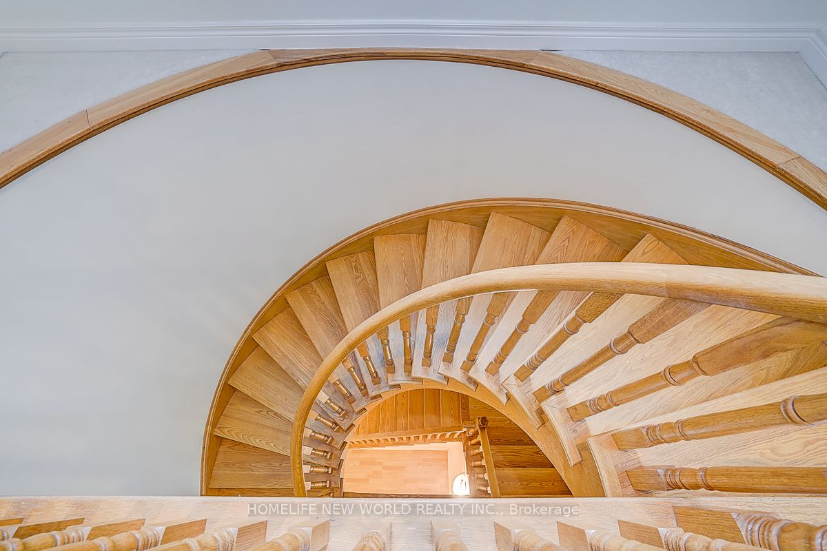 2305 Woodfield Road Property Photo 22