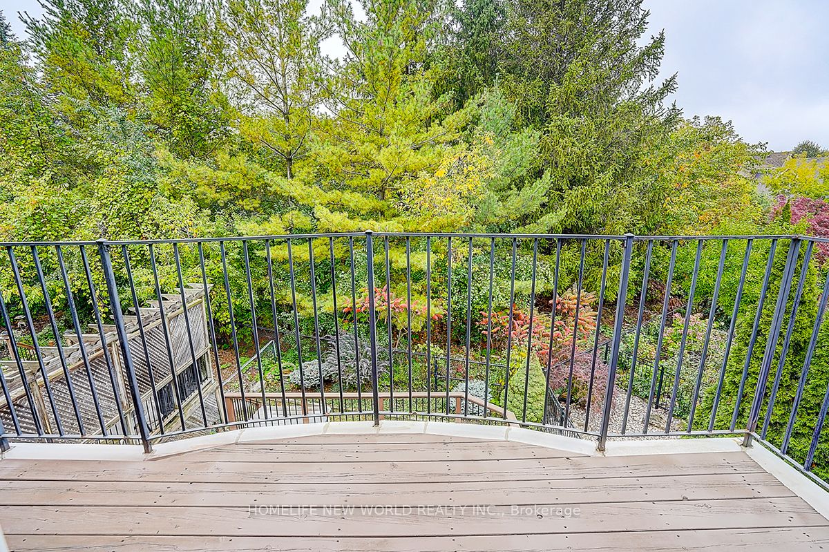 2305 Woodfield Road Property Photo 28