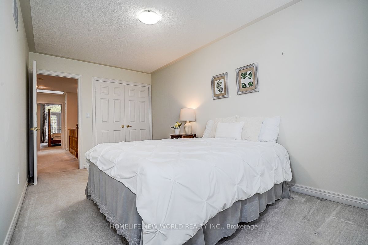 2305 Woodfield Road Property Photo 36