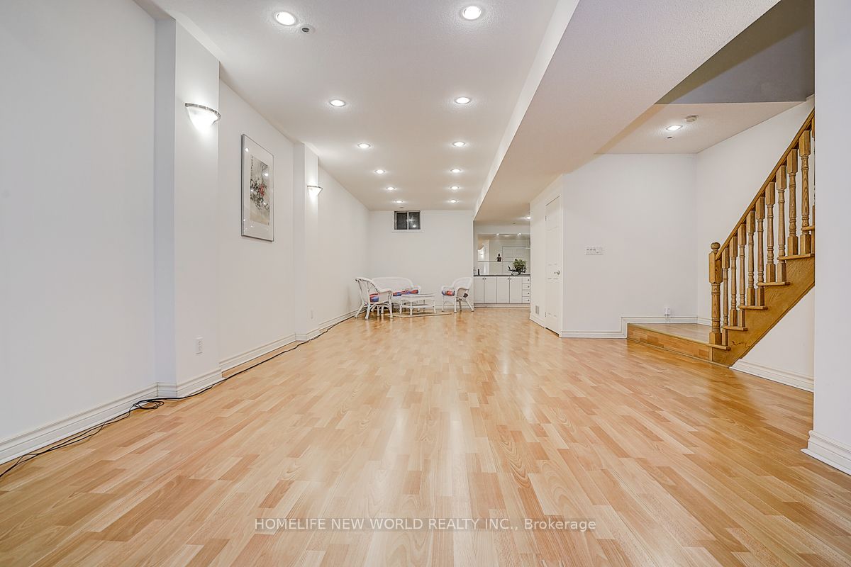 2305 Woodfield Road Property Photo 43