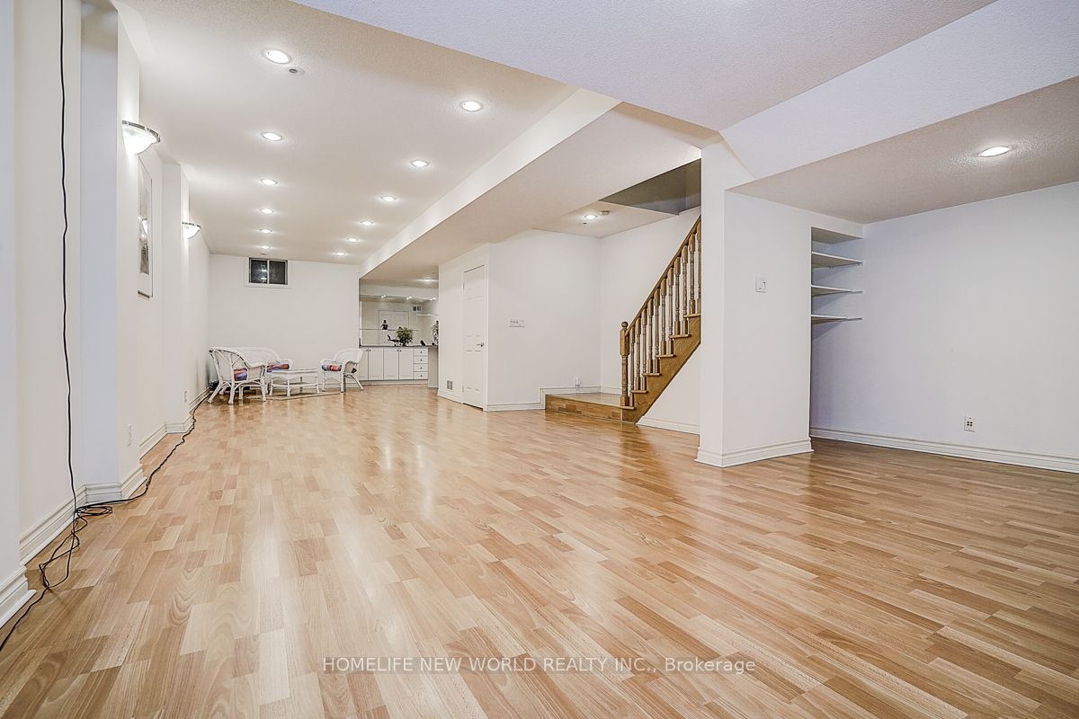 2305 Woodfield Road Property Photo 44