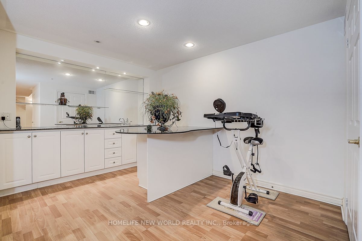 2305 Woodfield Road Property Photo 46