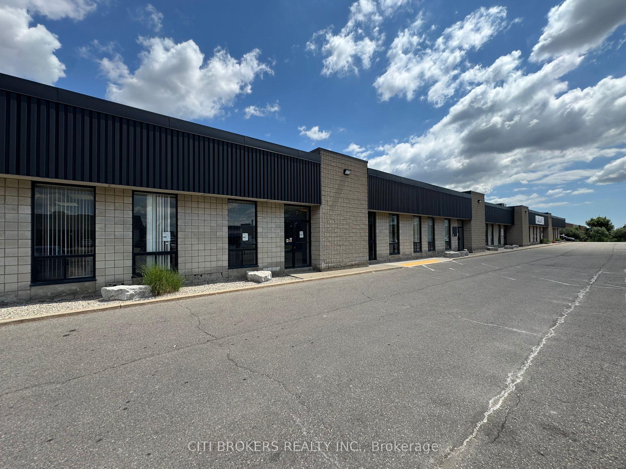 80 Hale Road 8 Property Photo 1