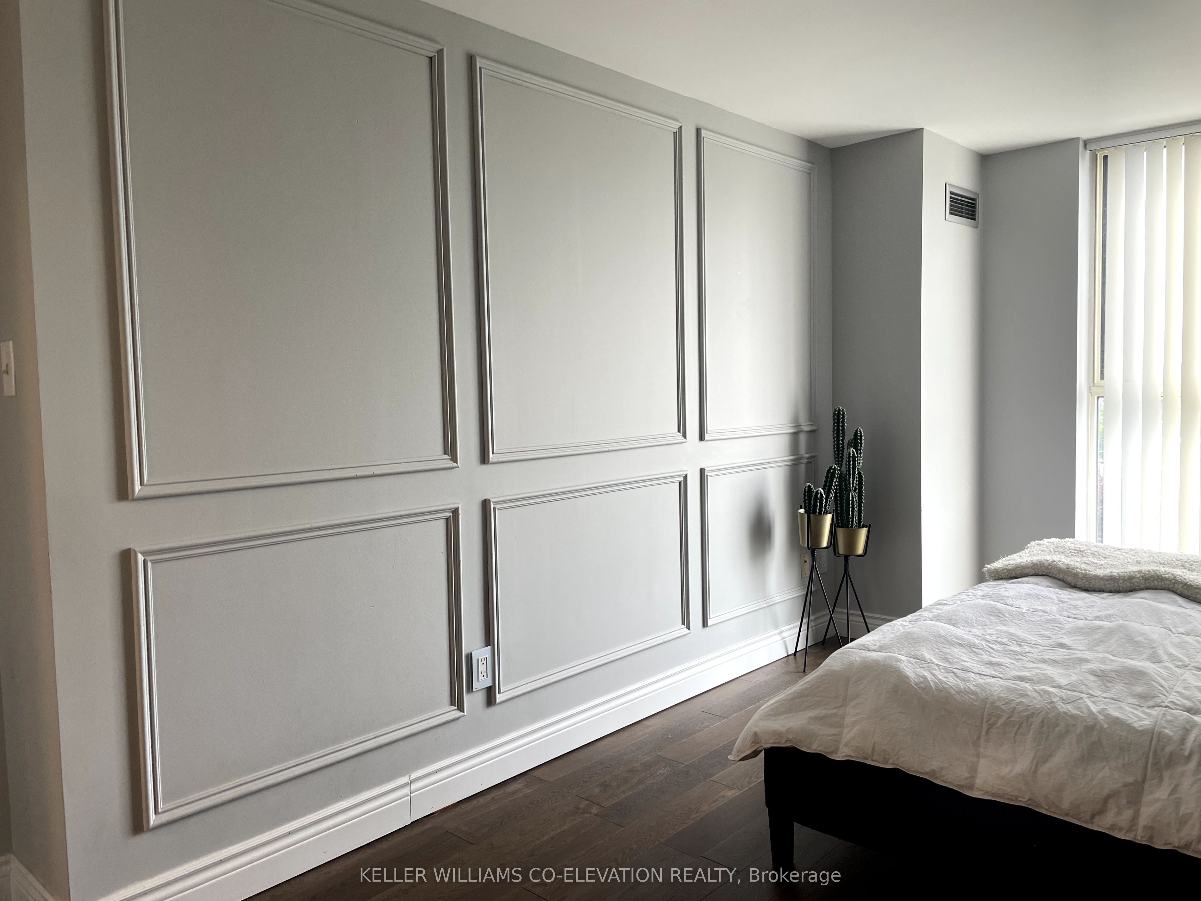 2091 Hurontario Street 707 Property Photo 18