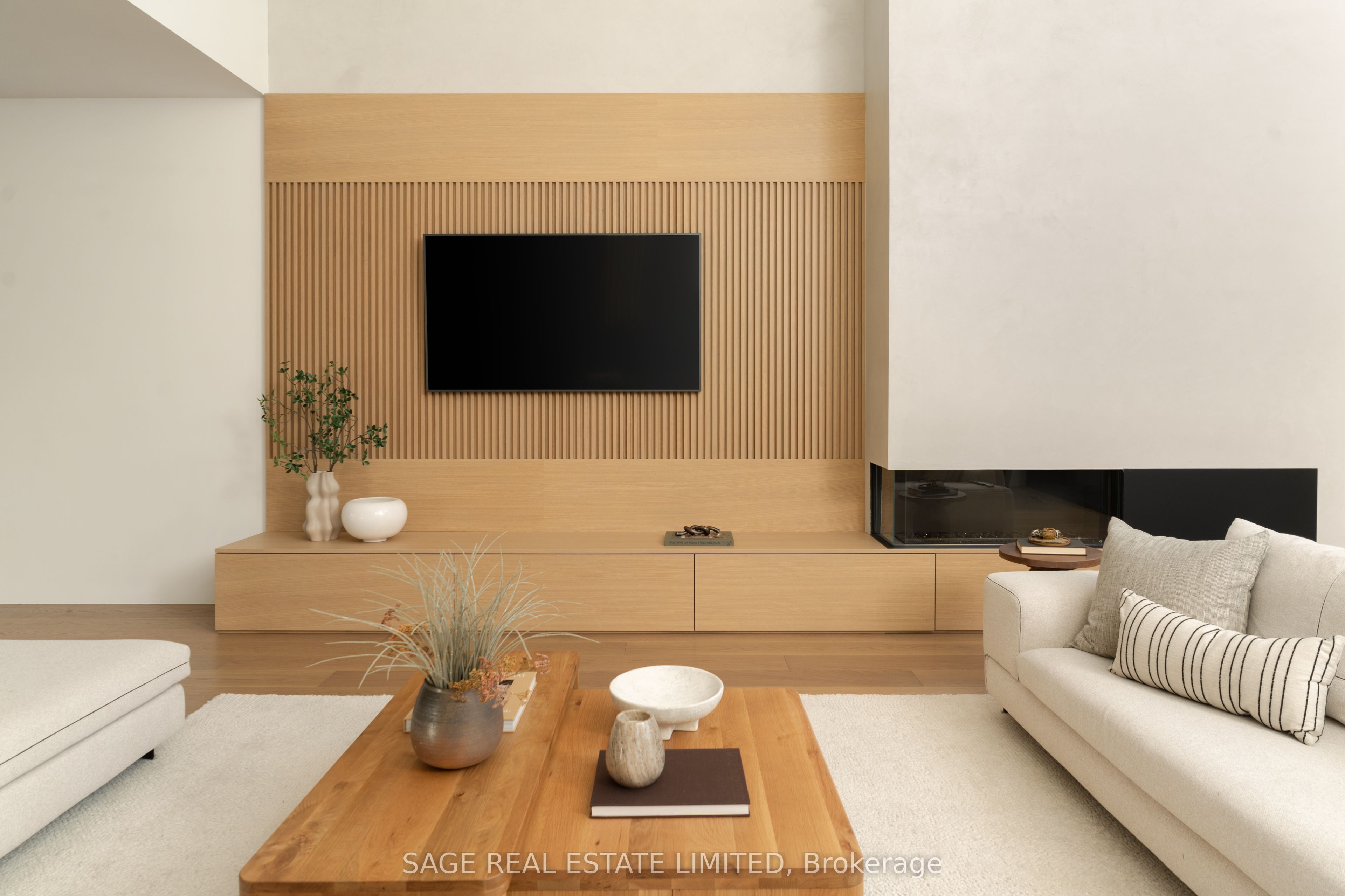 38 Ravensbourne Crescent Property Photo 8