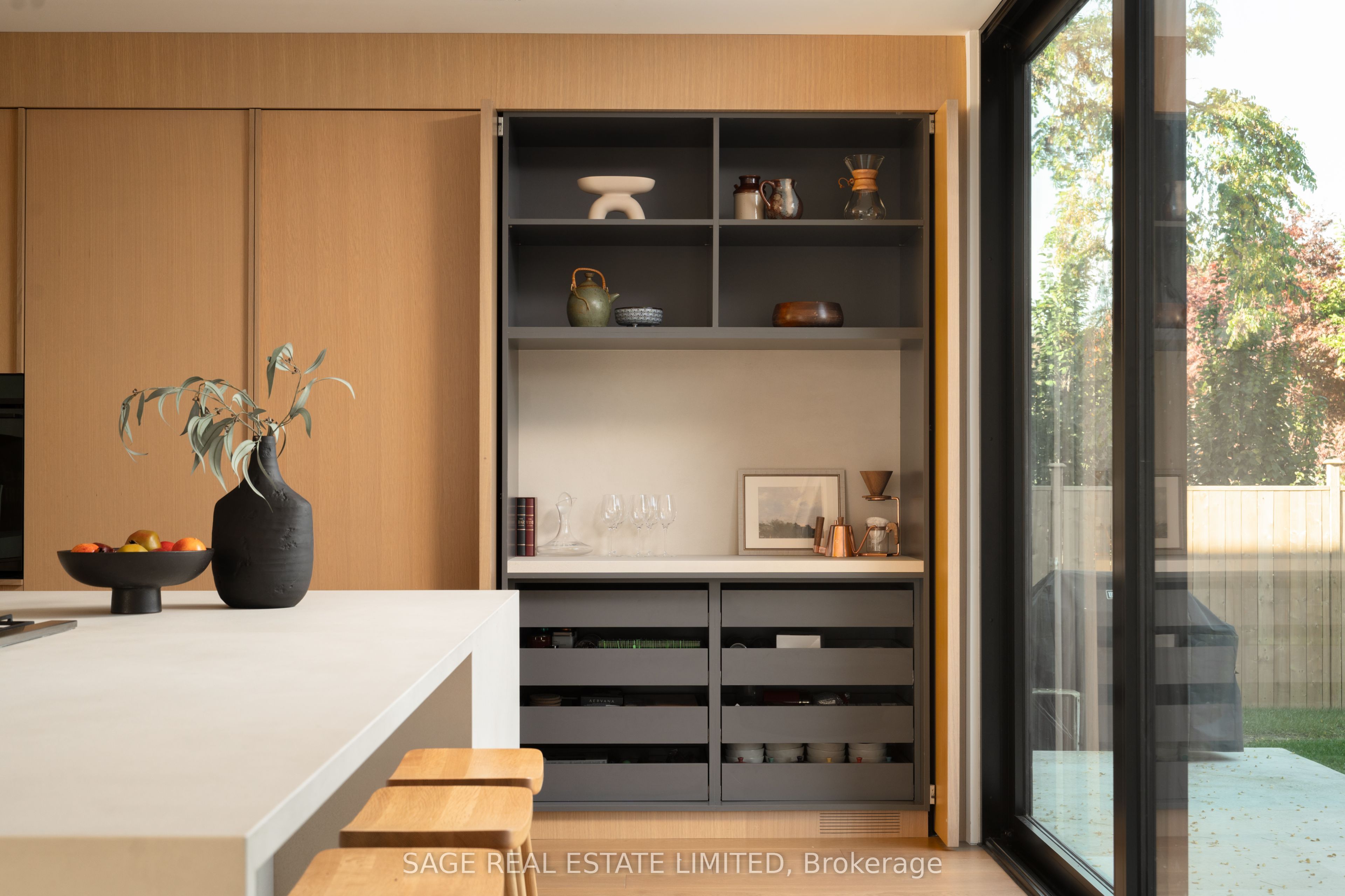 38 Ravensbourne Crescent Property Photo 15