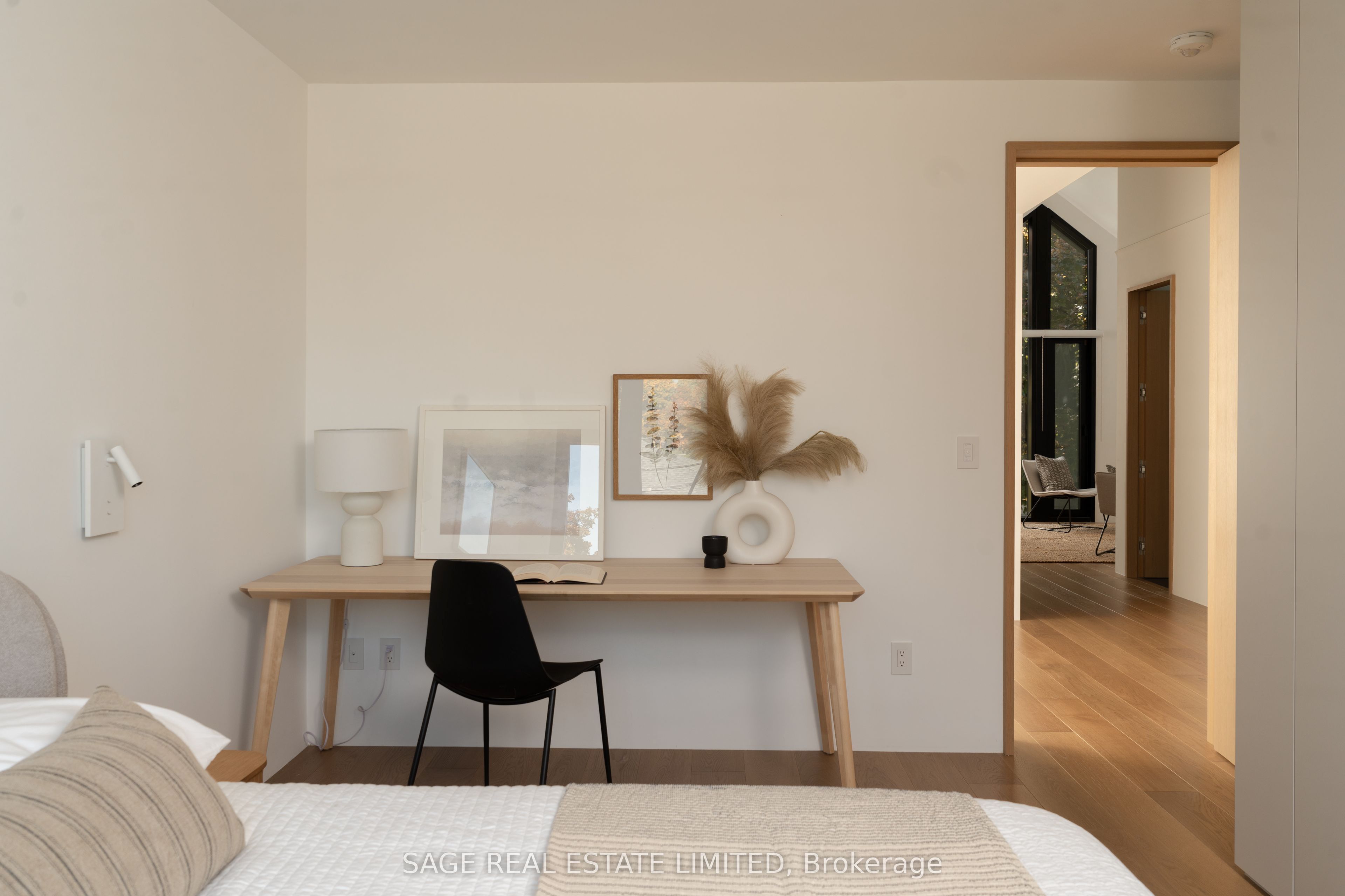 38 Ravensbourne Crescent Property Photo 41