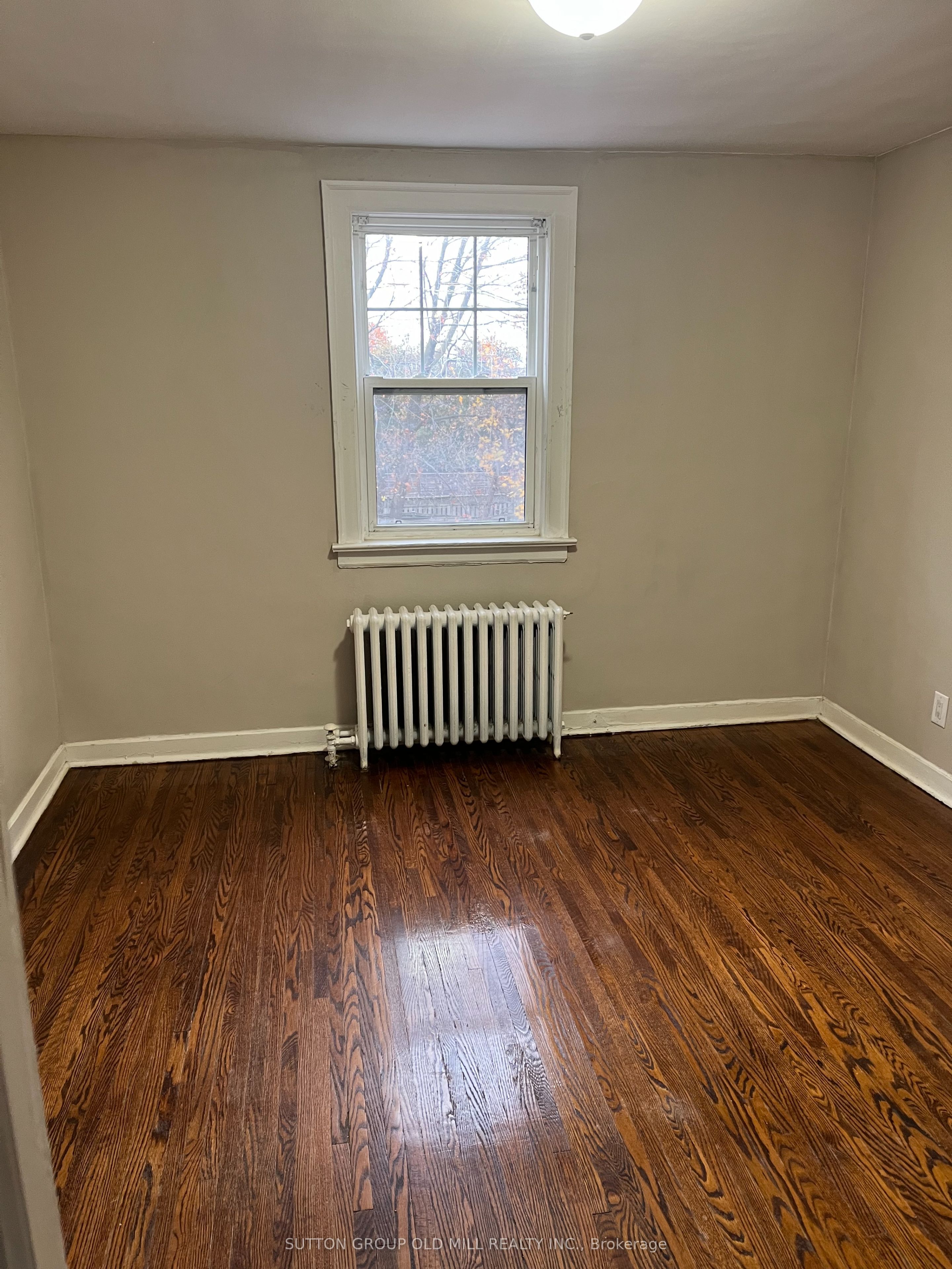 48 Emerald Crescent 4 Property Photo 5