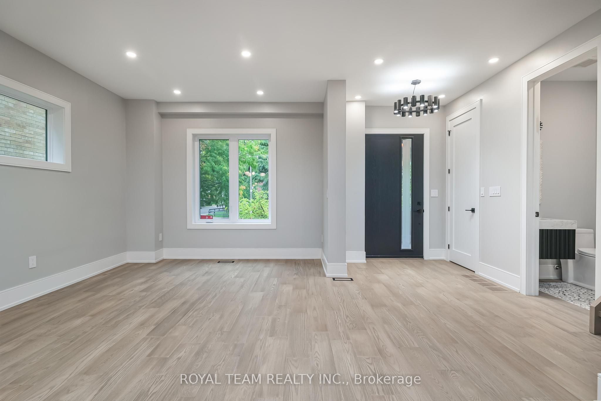 150 St Johns Road Property Photo 5