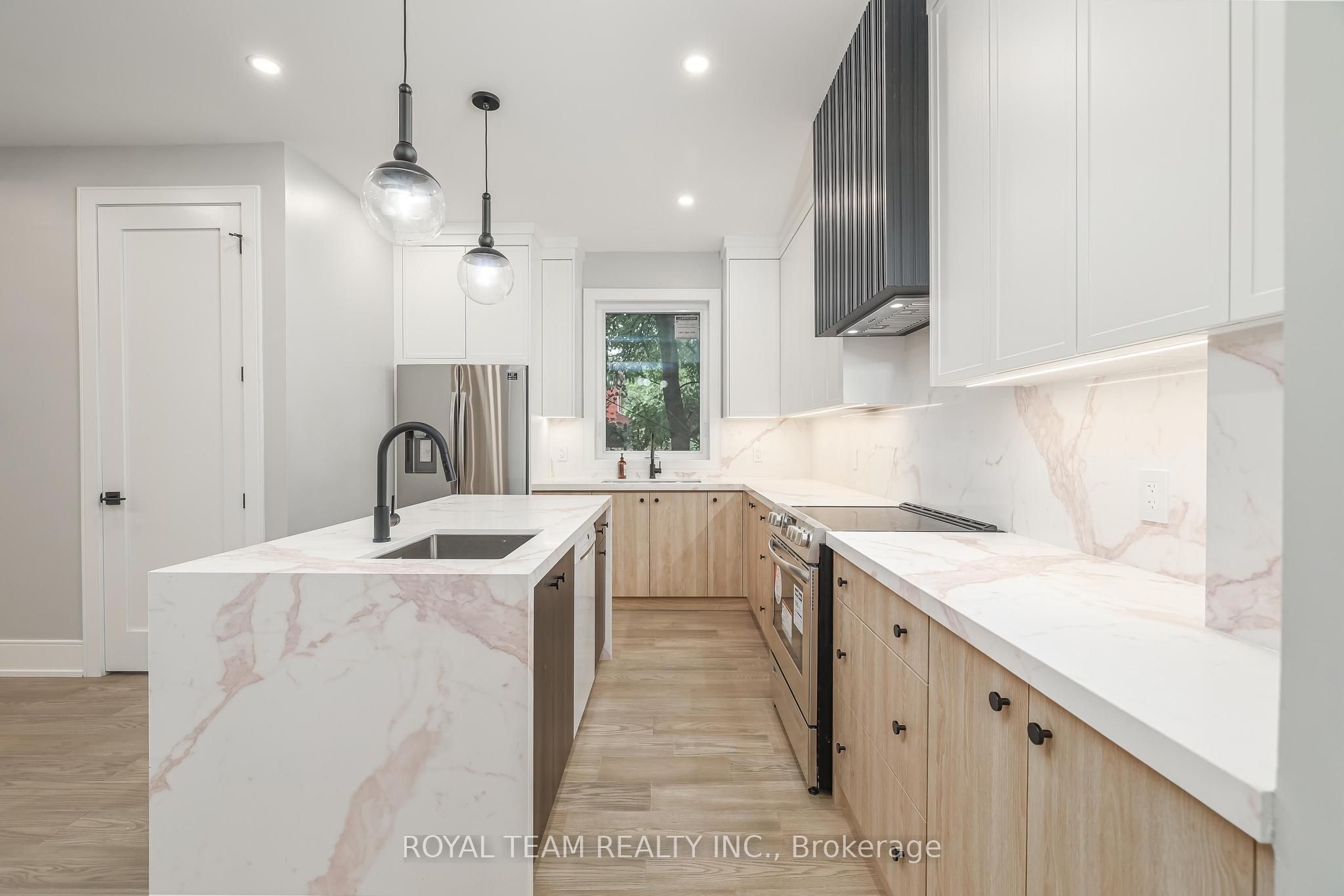 150 St Johns Road Property Photo 11