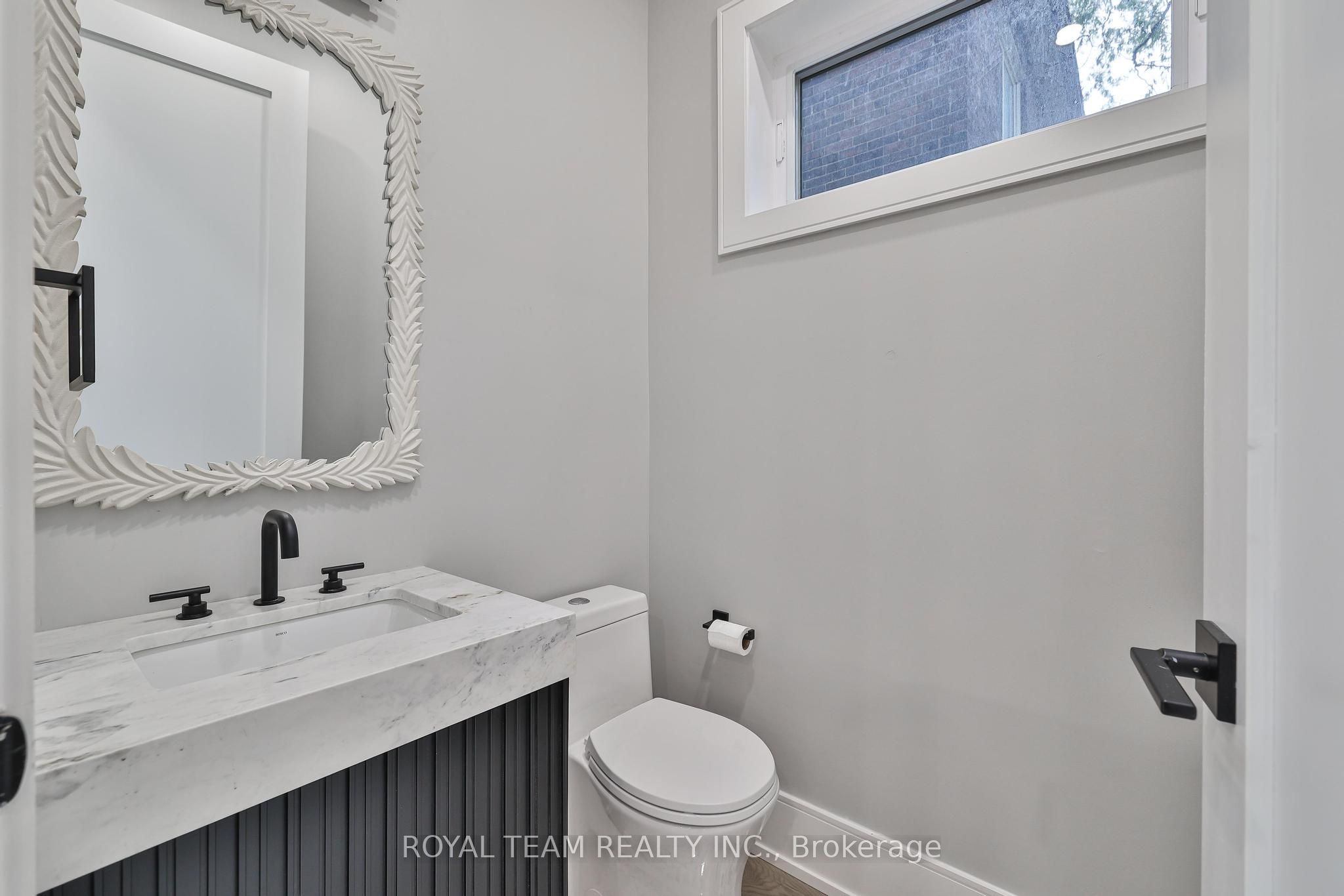 150 St Johns Road Property Photo 19