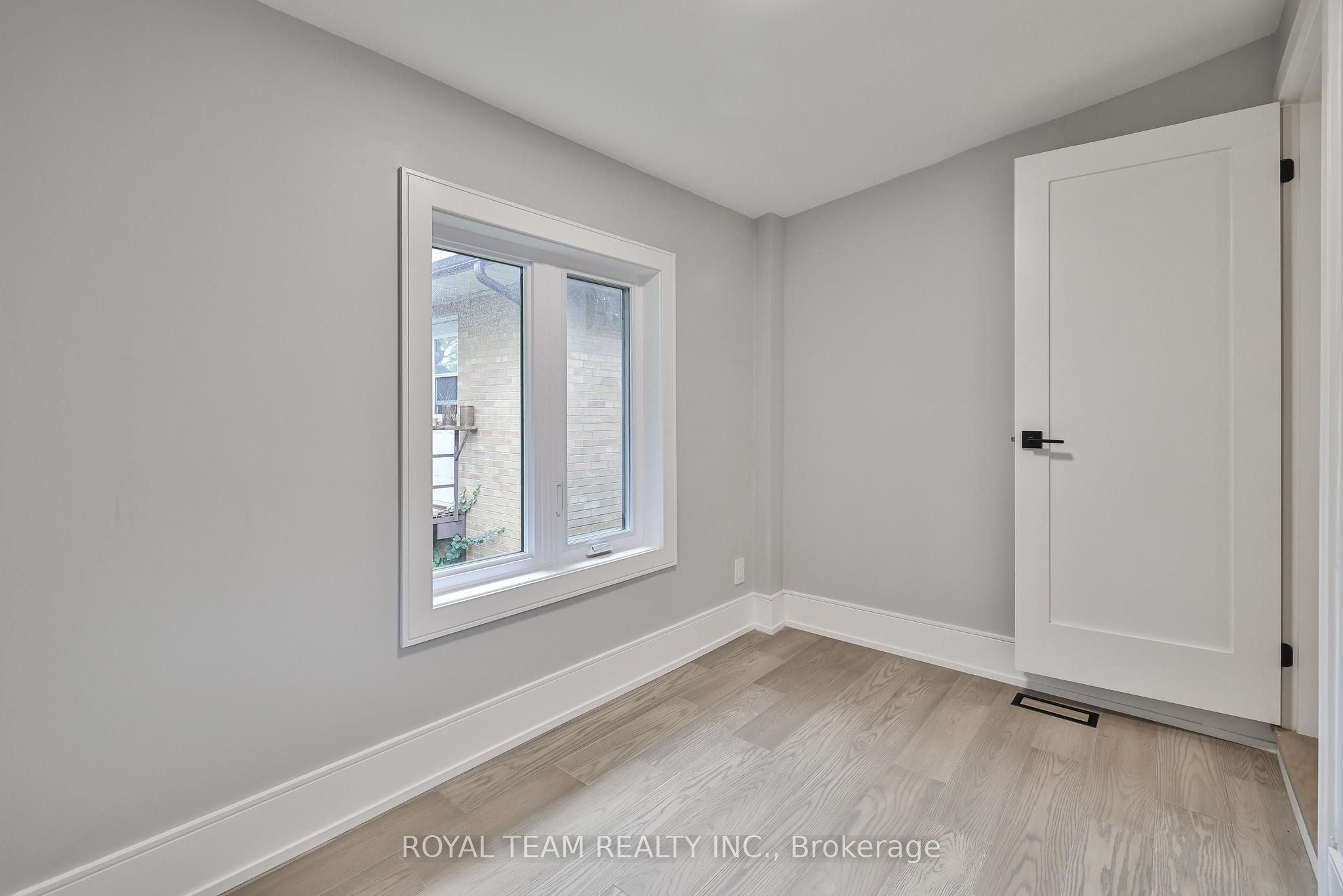 150 St Johns Road Property Photo 28