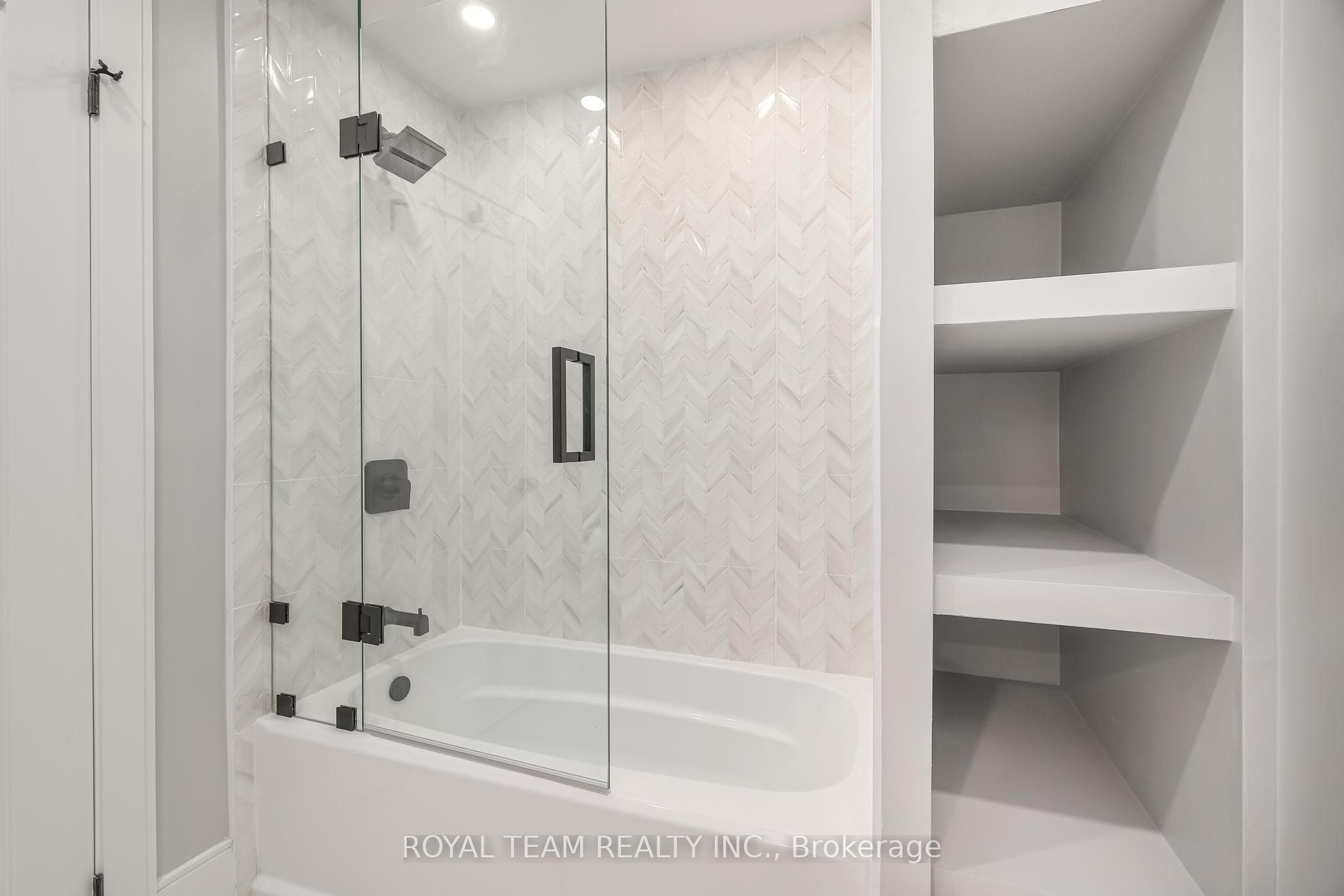 150 St Johns Road Property Photo 33