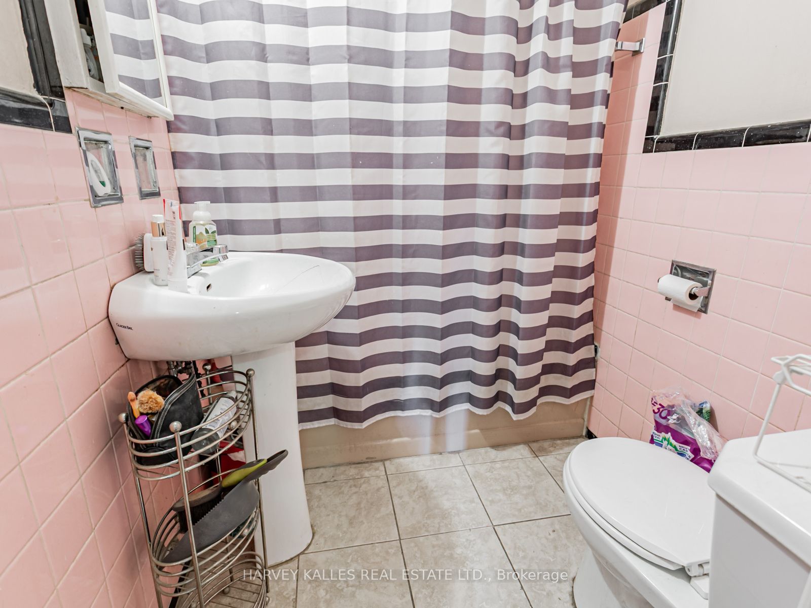 25 Windermere Avenue Property Photo 5