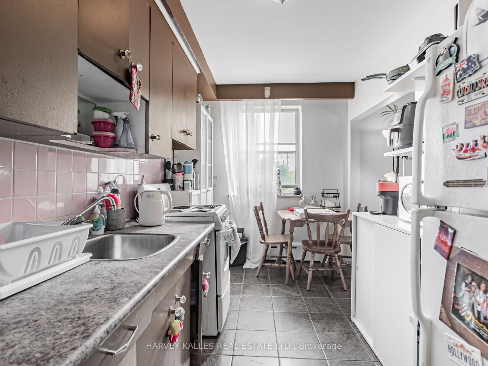 25 Windermere Avenue Property Photo 6