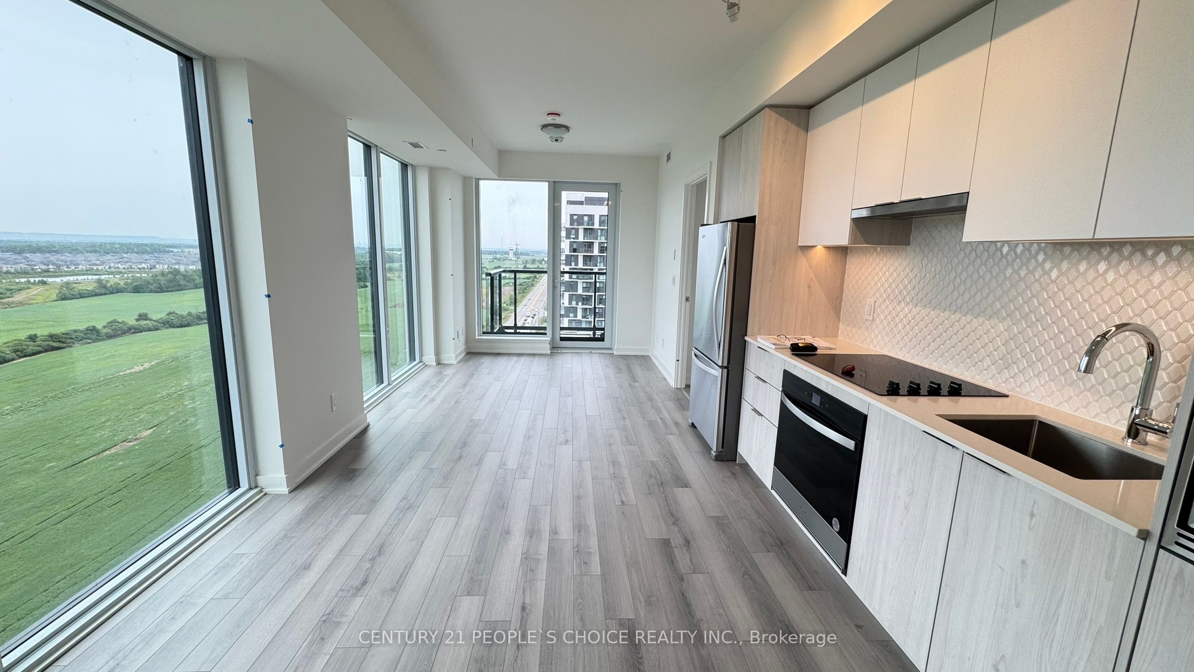 3079 Trafalgar Road 1803 Property Photo 22