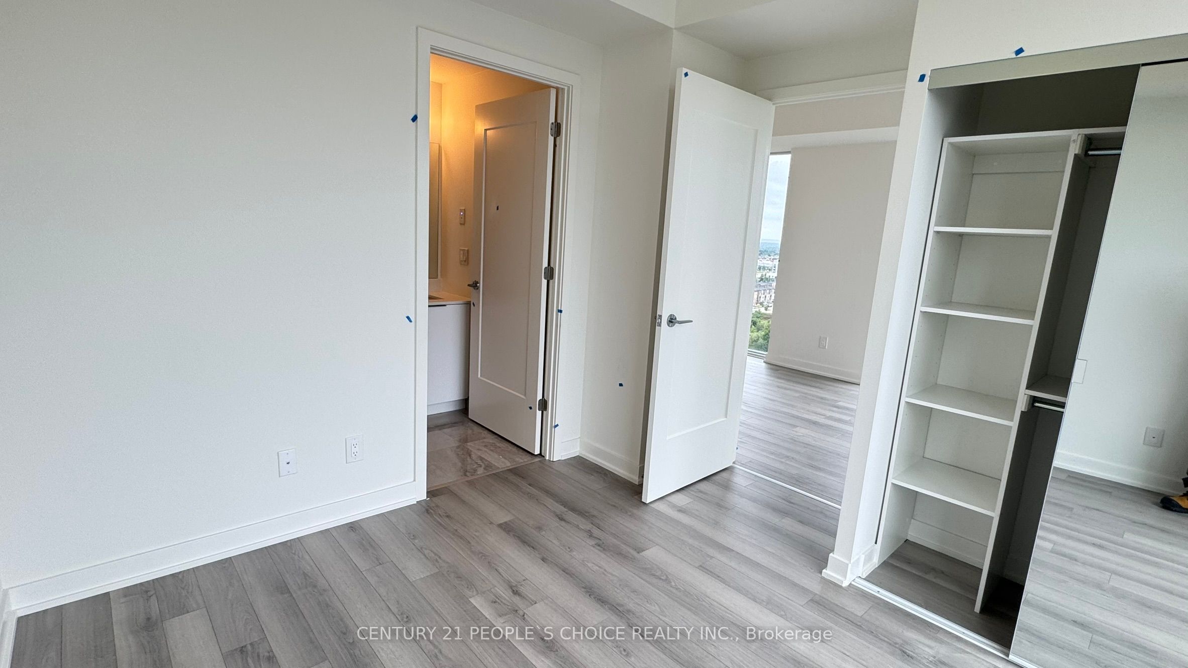 3079 Trafalgar Road 1803 Property Photo 30