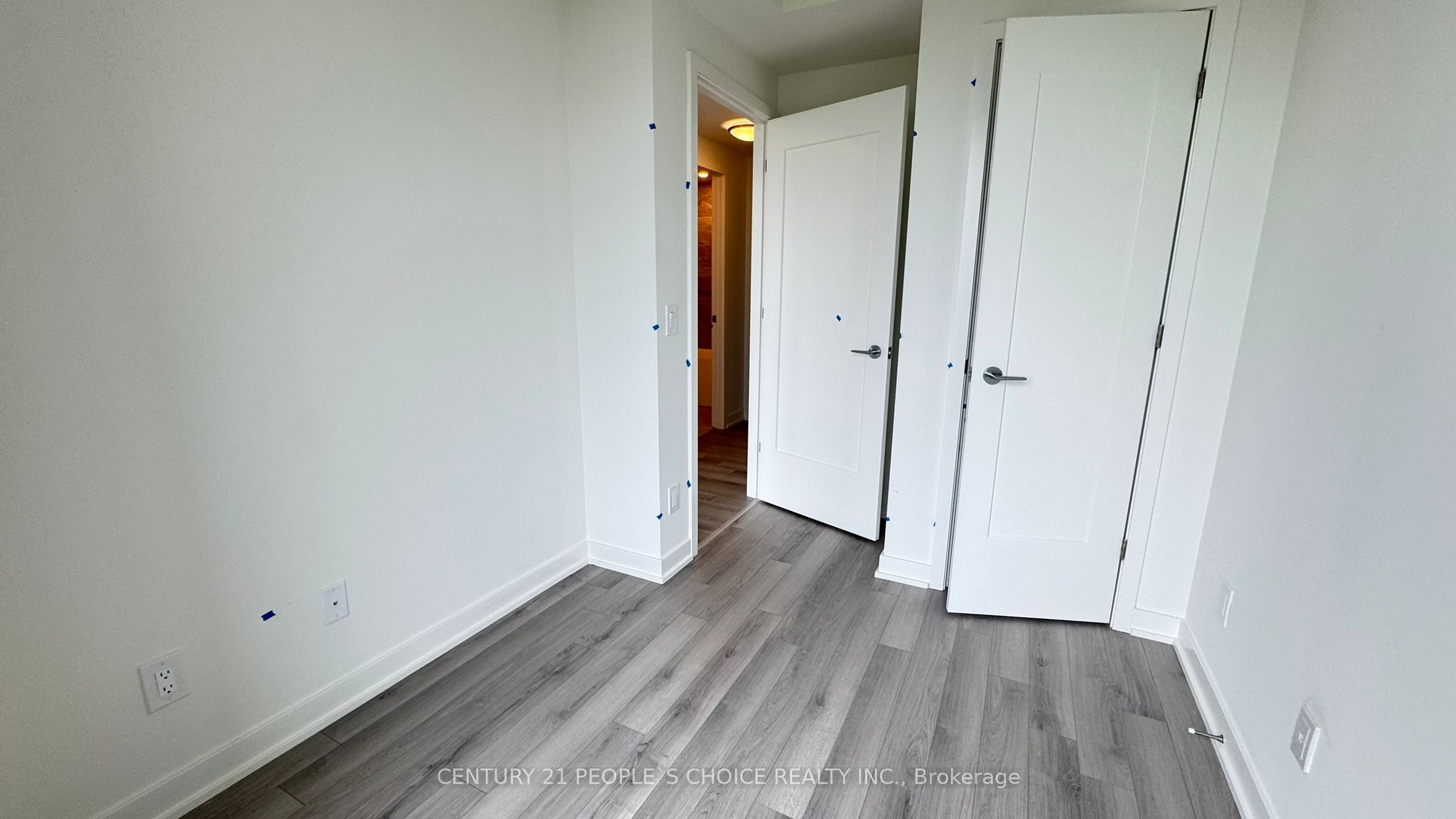 3079 Trafalgar Road 1803 Property Photo 36