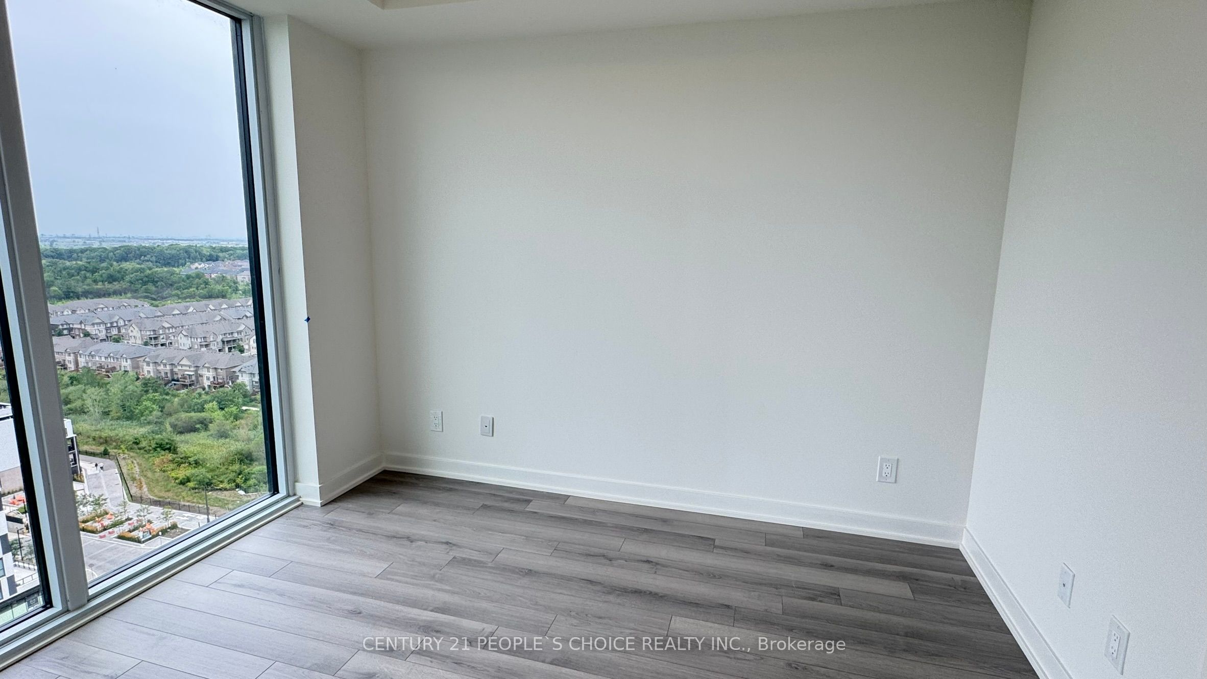 3079 Trafalgar Road 1803 Property Photo 38