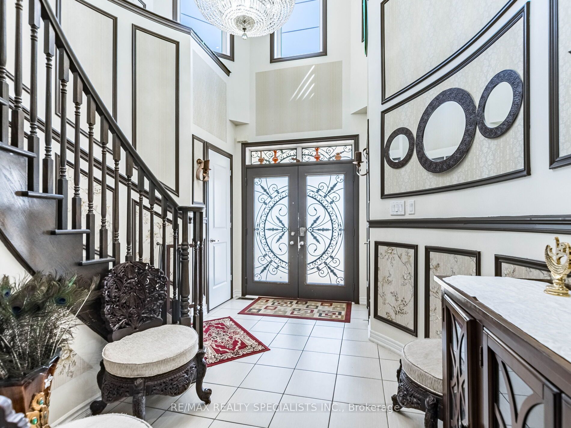 68 Antibes Drive Property Photo 5