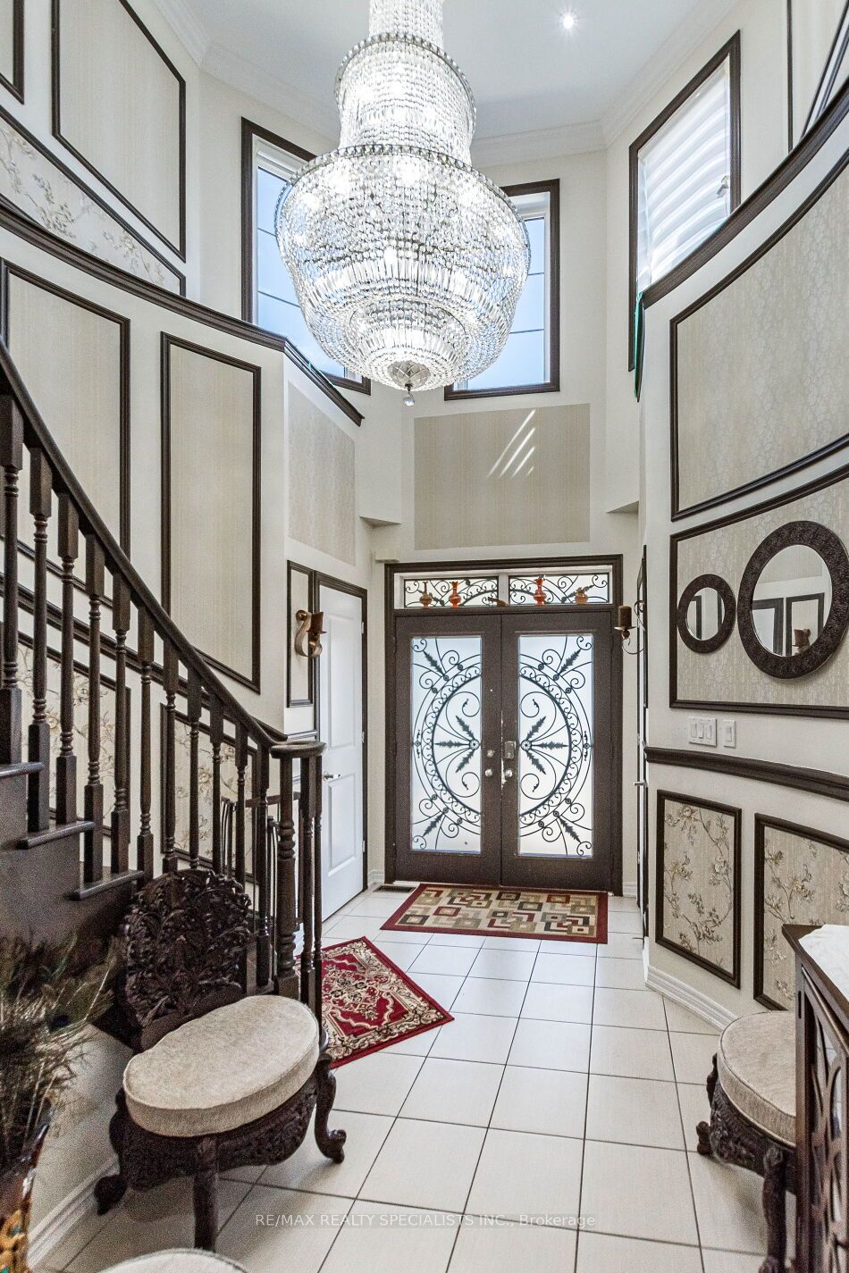 68 Antibes Drive Property Photo 6