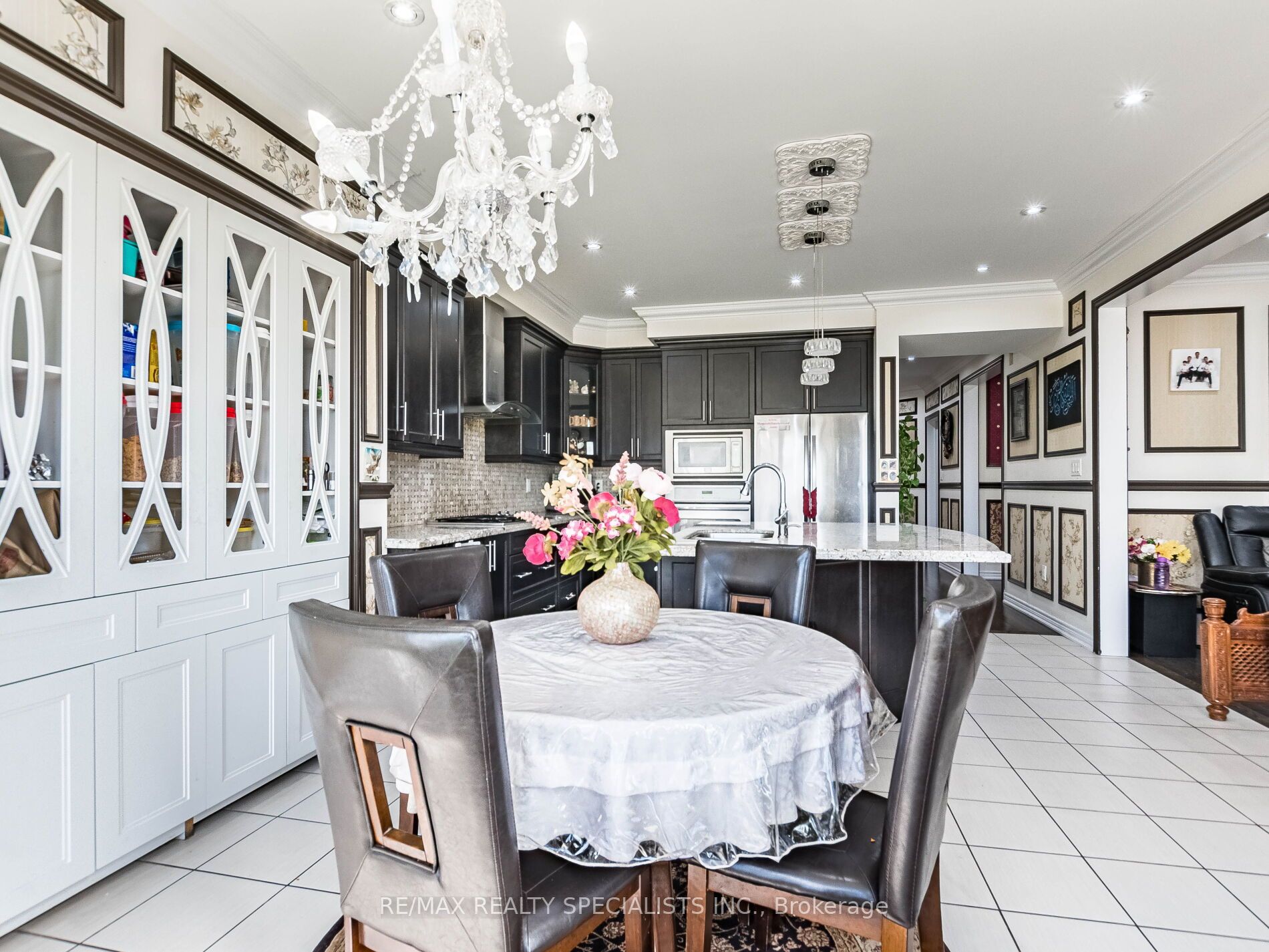 68 Antibes Drive Property Photo 17