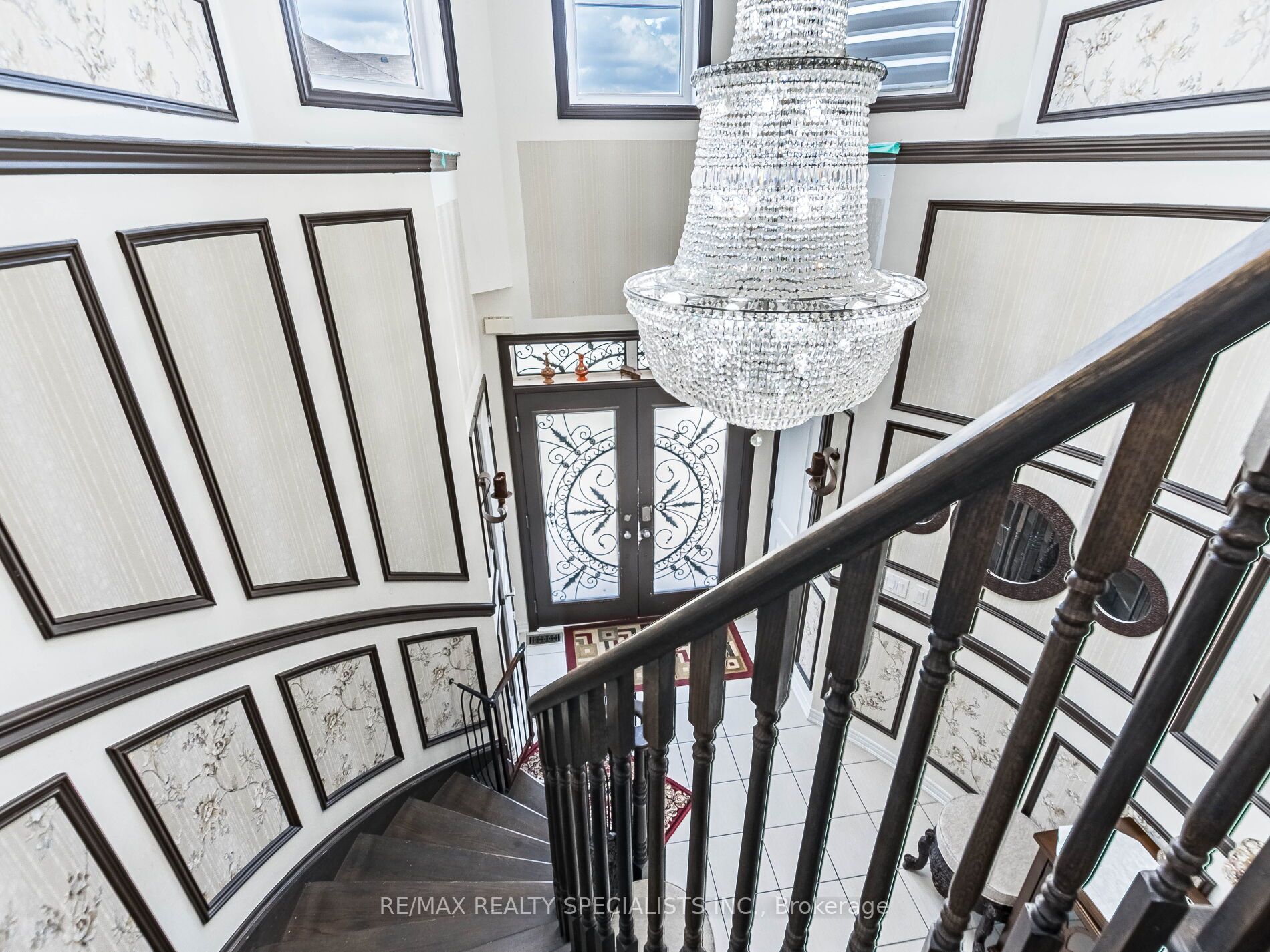 68 Antibes Drive Property Photo 25