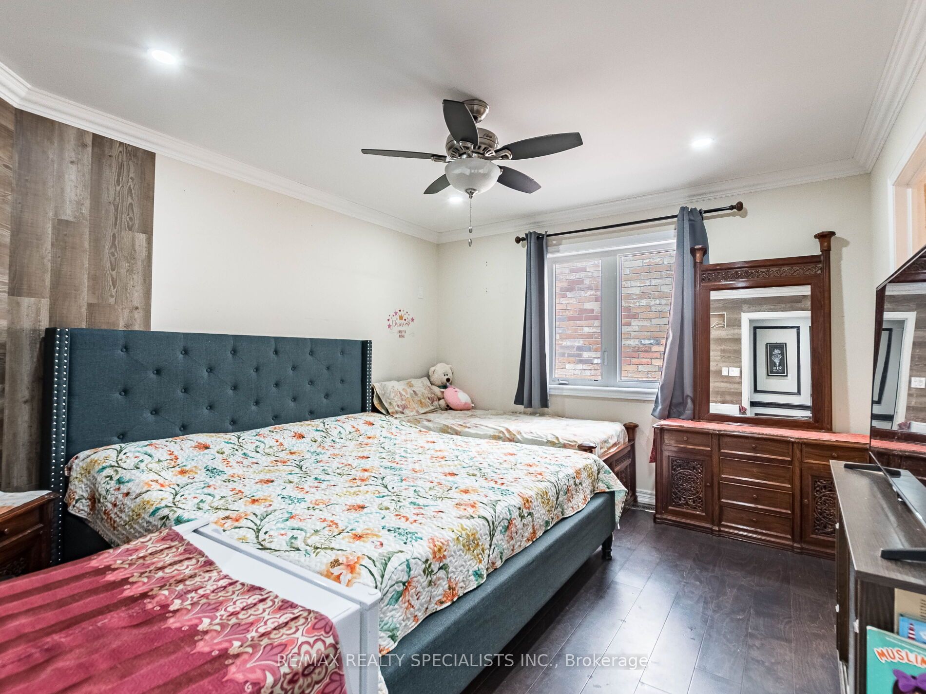 68 Antibes Drive Property Photo 30