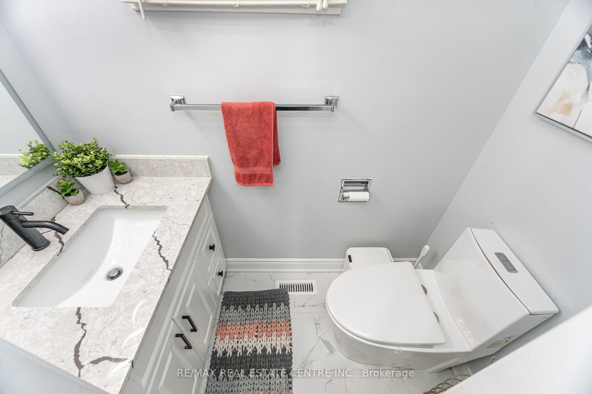 44 Abelard Avenue Property Photo 22