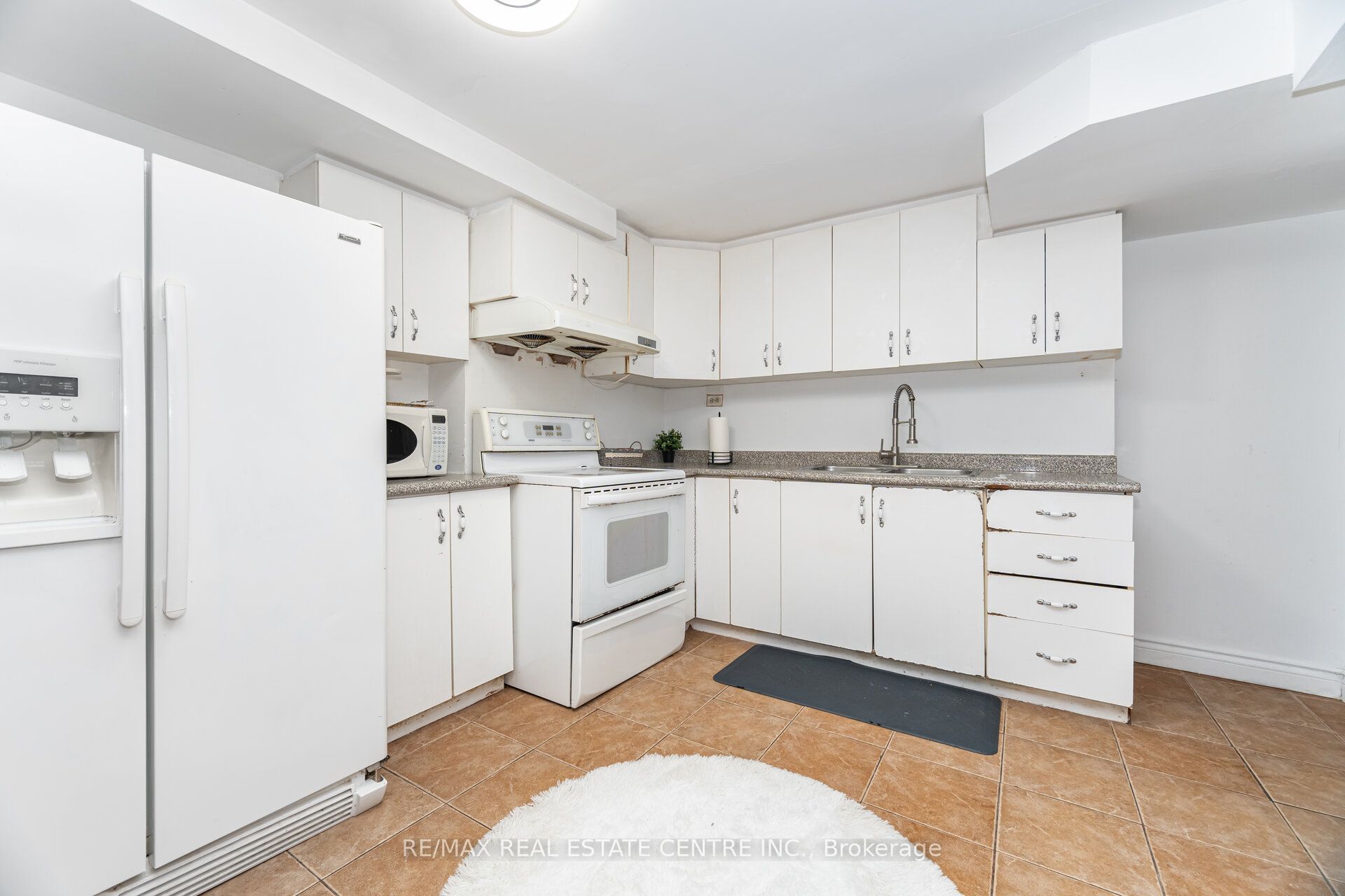 44 Abelard Avenue Property Photo 38