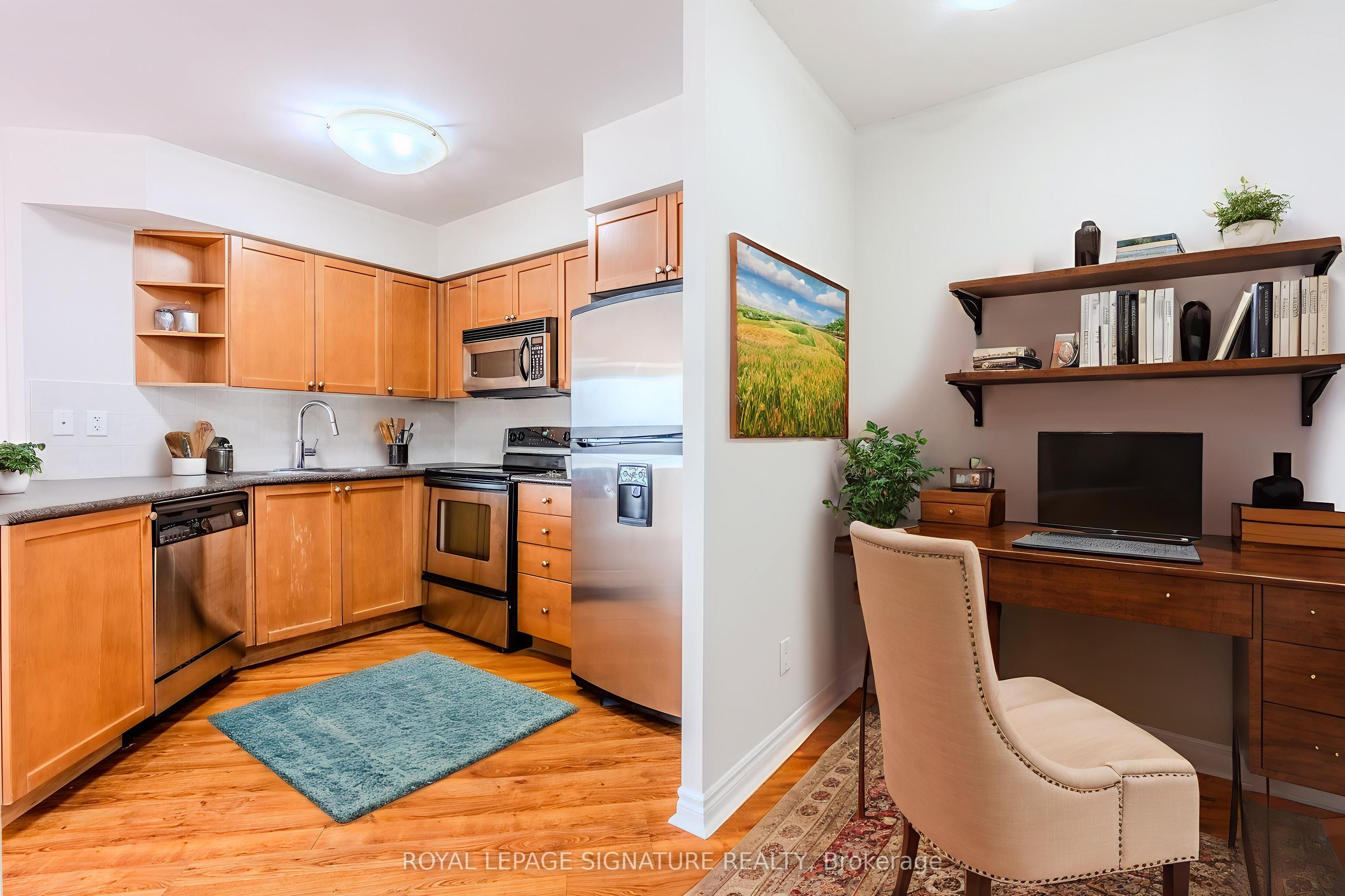 3888 Duke Of York Boulevard 2820 Property Photo 1