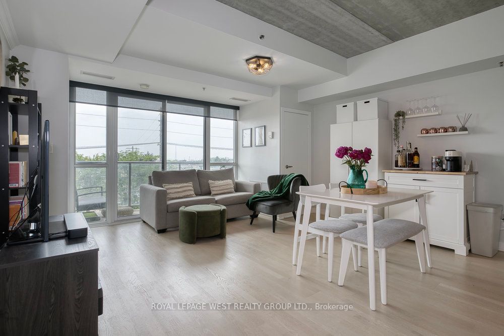 51 Lady Bank Road 301 Property Photo 3