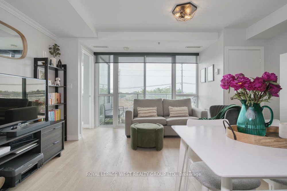 51 Lady Bank Road 301 Property Photo 4