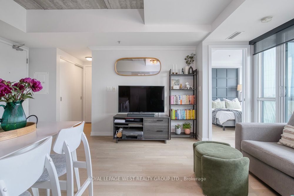 51 Lady Bank Road 301 Property Photo 12