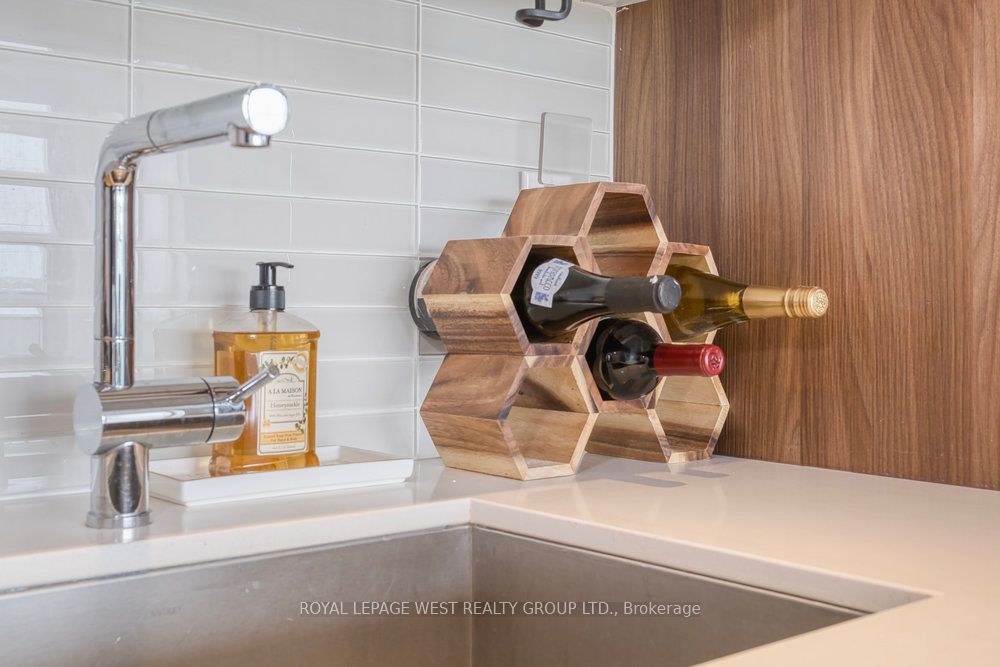 51 Lady Bank Road 301 Property Photo 18