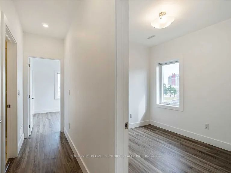 54 Westhampton Drive Property Photo 9