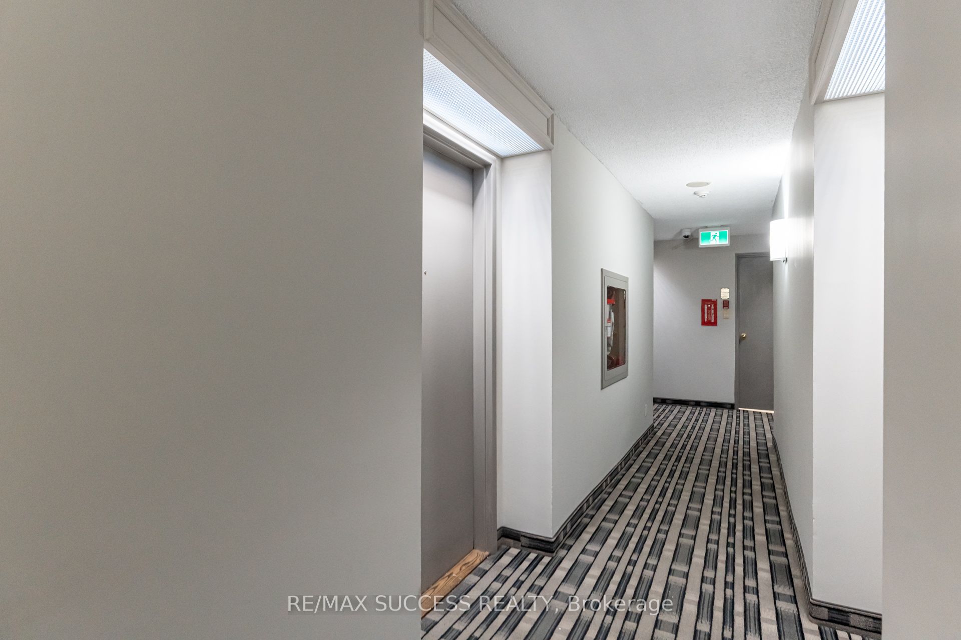 145 Hillcrest Avenue 713 Property Photo 4