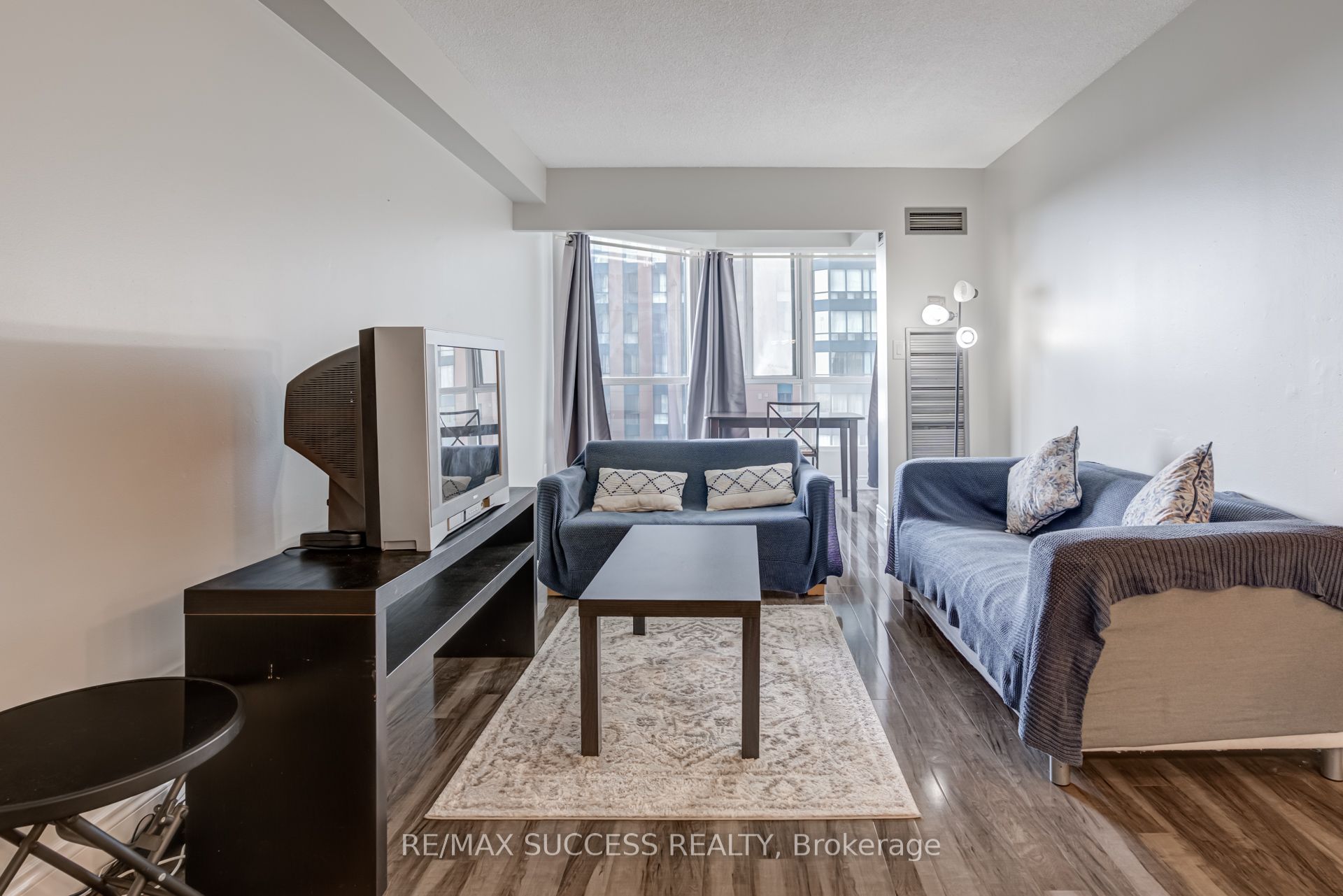 145 Hillcrest Avenue 713 Property Photo 11